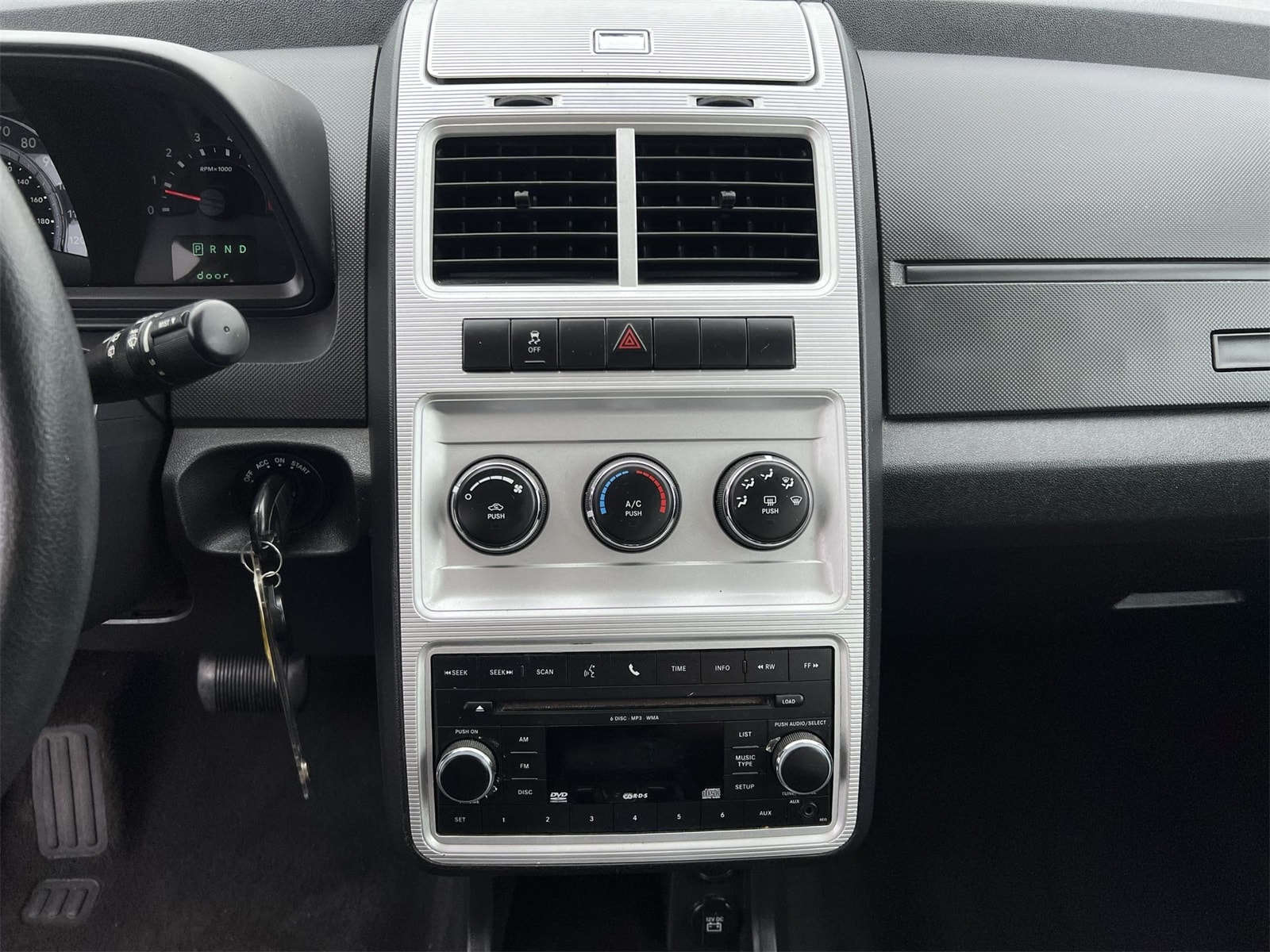 Thumbnail: 2010 Dodge Journey - 26