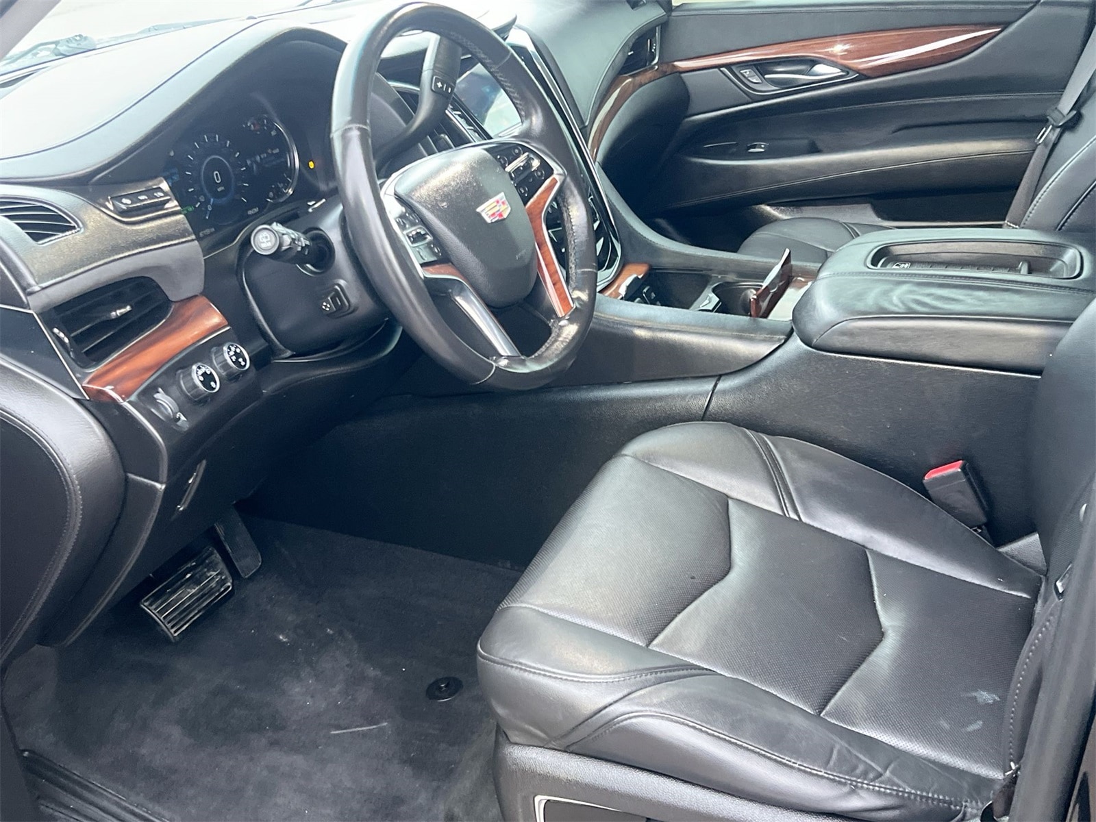 Thumbnail: 2016 Cadillac Escalade - 10