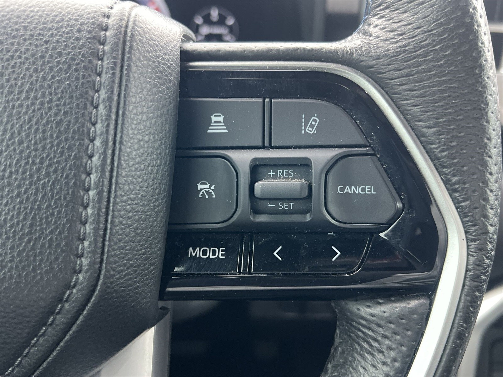 Thumbnail: 2023 Toyota Tundra - 25