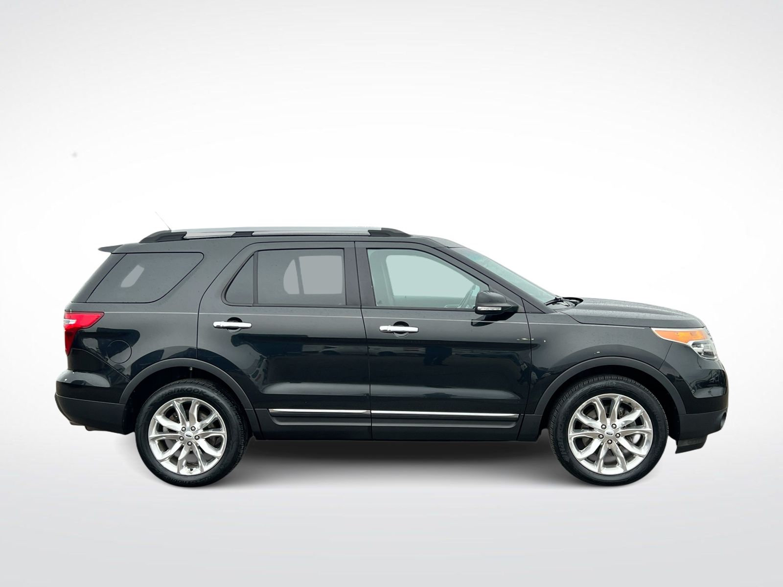 Thumbnail: 2015 Ford Explorer - 9