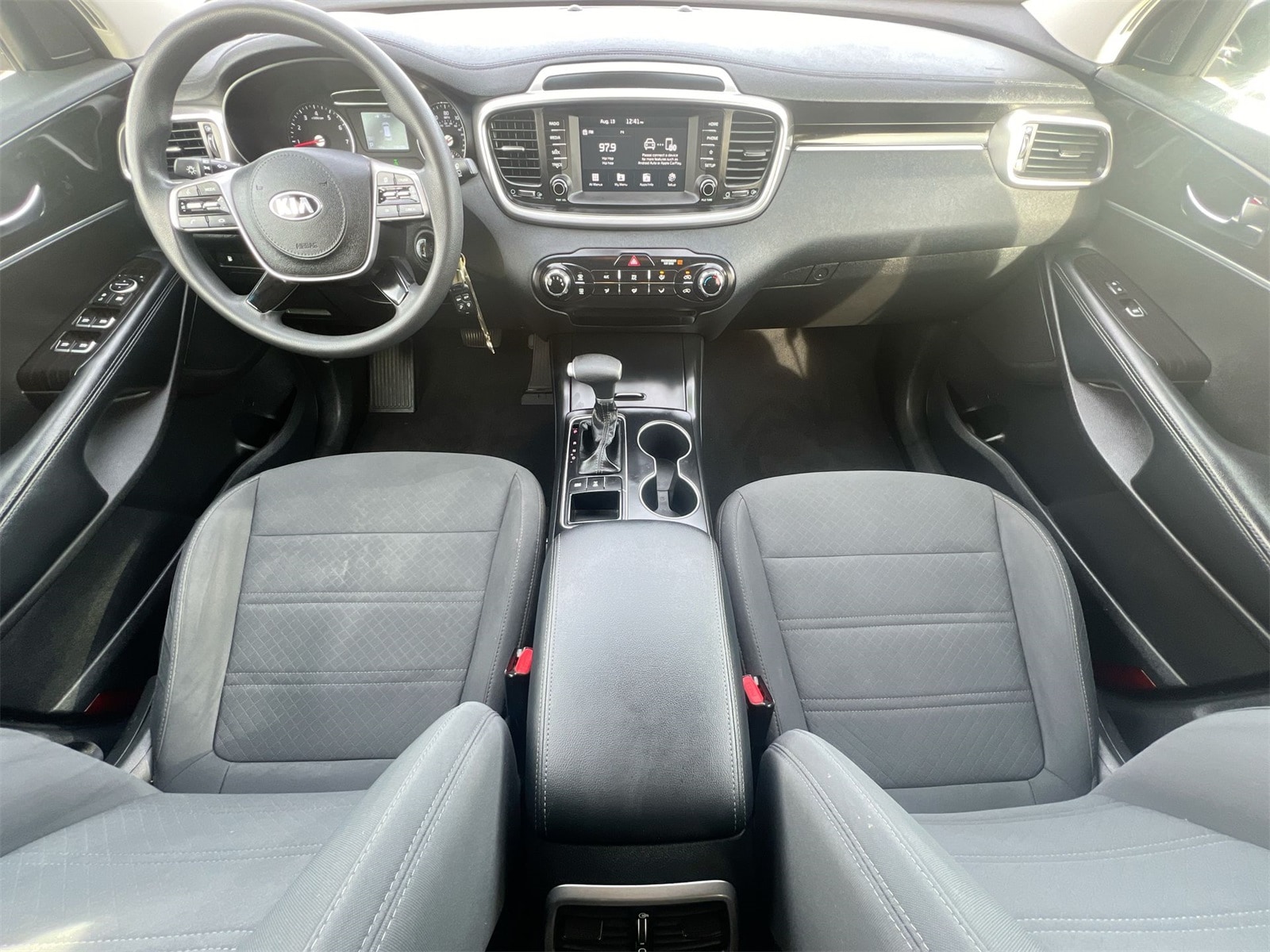 Thumbnail: 2020 Kia Sorento - 16