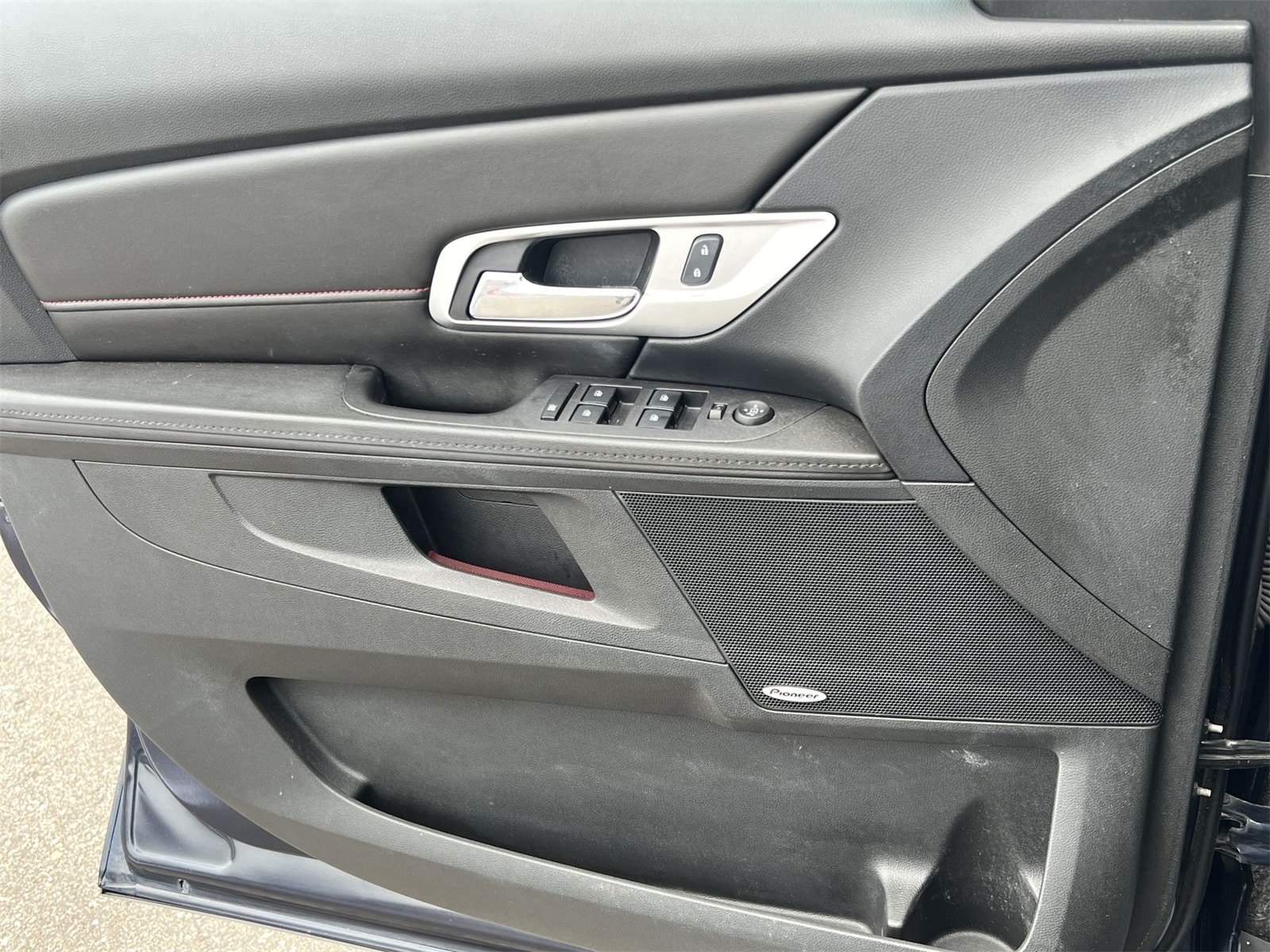 Thumbnail: 2017 GMC Terrain - 31