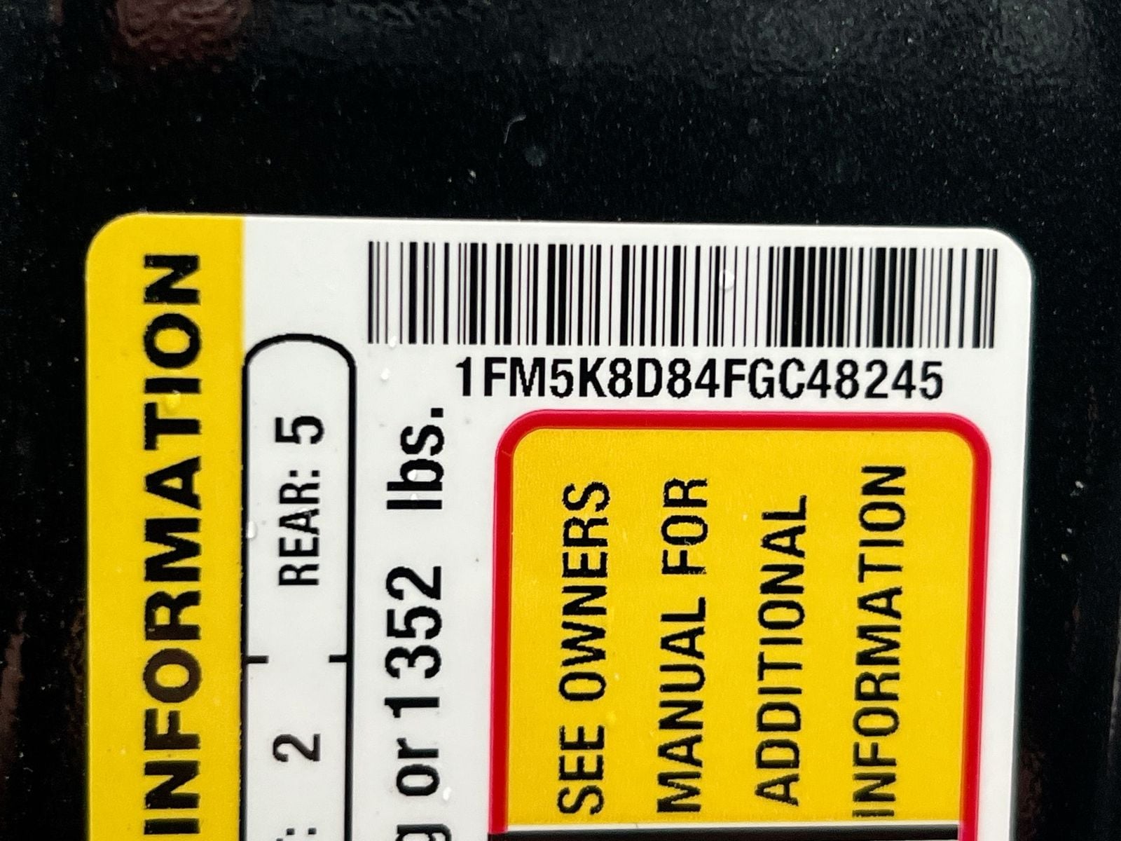 Thumbnail: 2015 Ford Explorer - 36