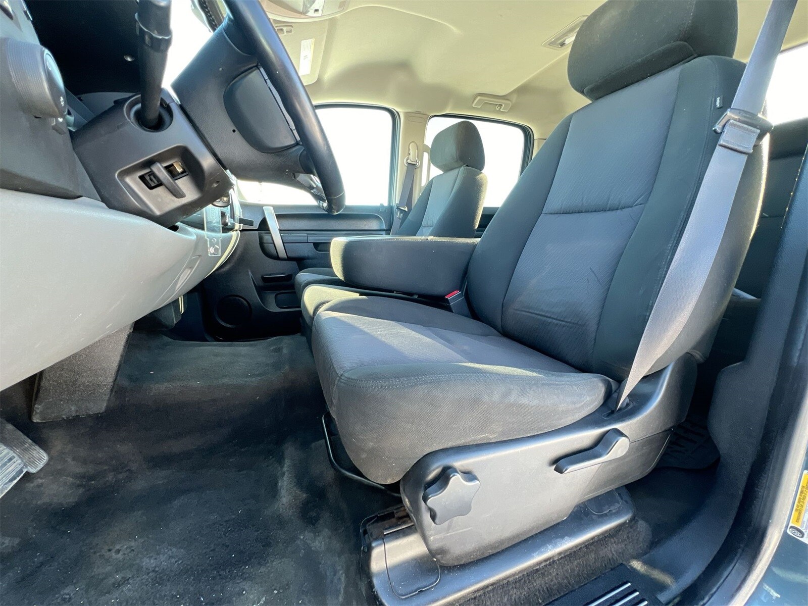 Thumbnail: 2013 Chevrolet Silverado 1500 - 16