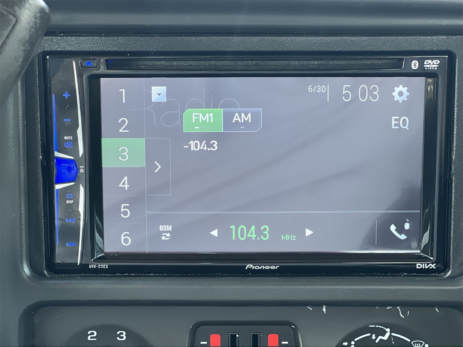 Thumbnail: 2007 Chevrolet Silverado 1500 - 25