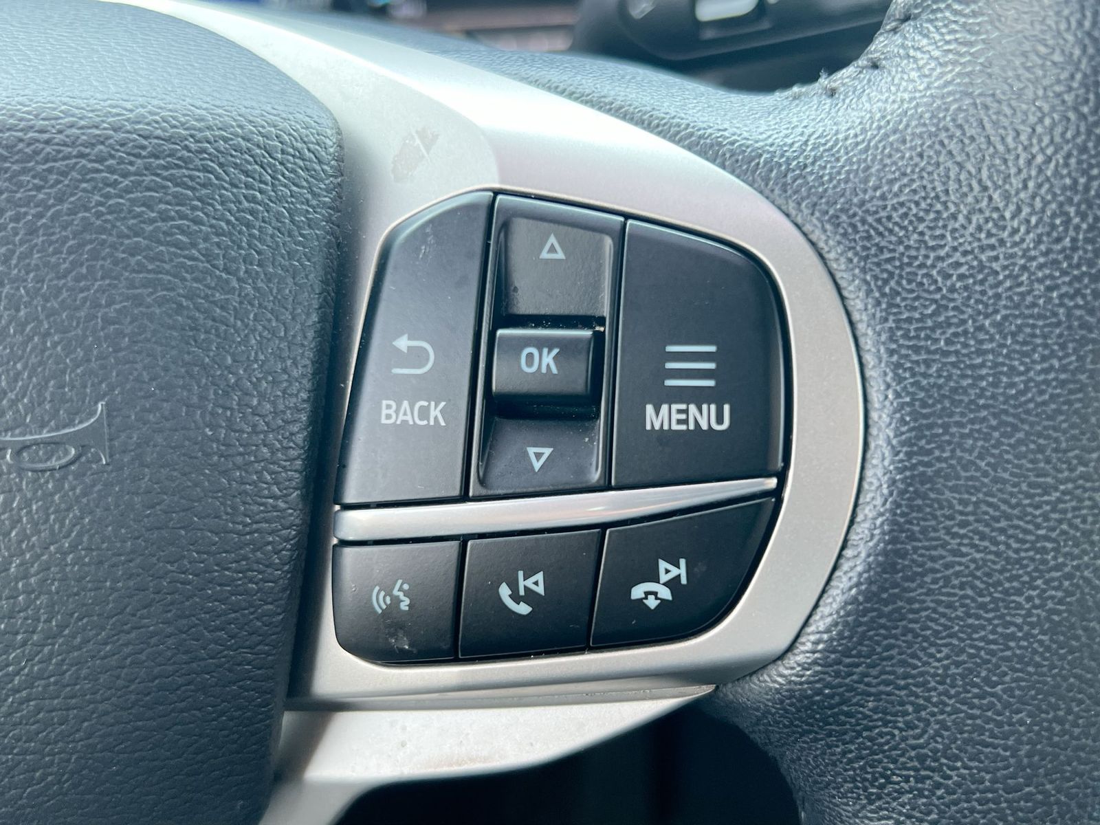 Thumbnail: 2023 Ford Explorer - 24