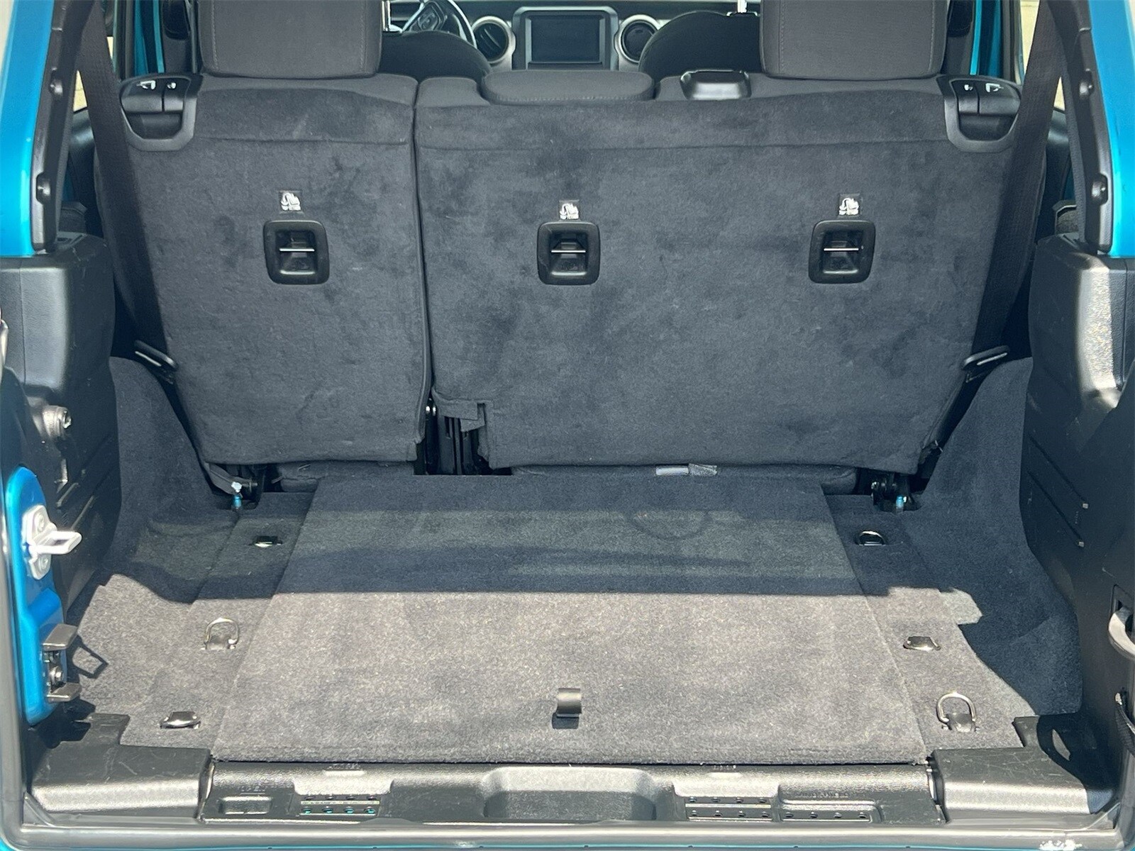 Thumbnail: 2020 Jeep Wrangler - 33