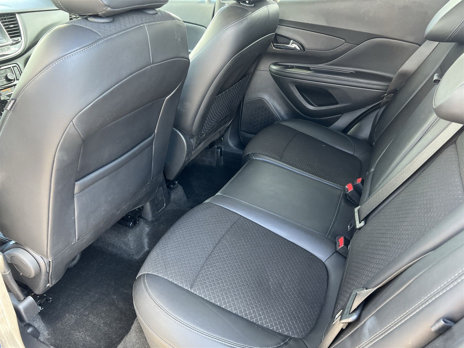 Thumbnail: 2019 Buick Encore - 18