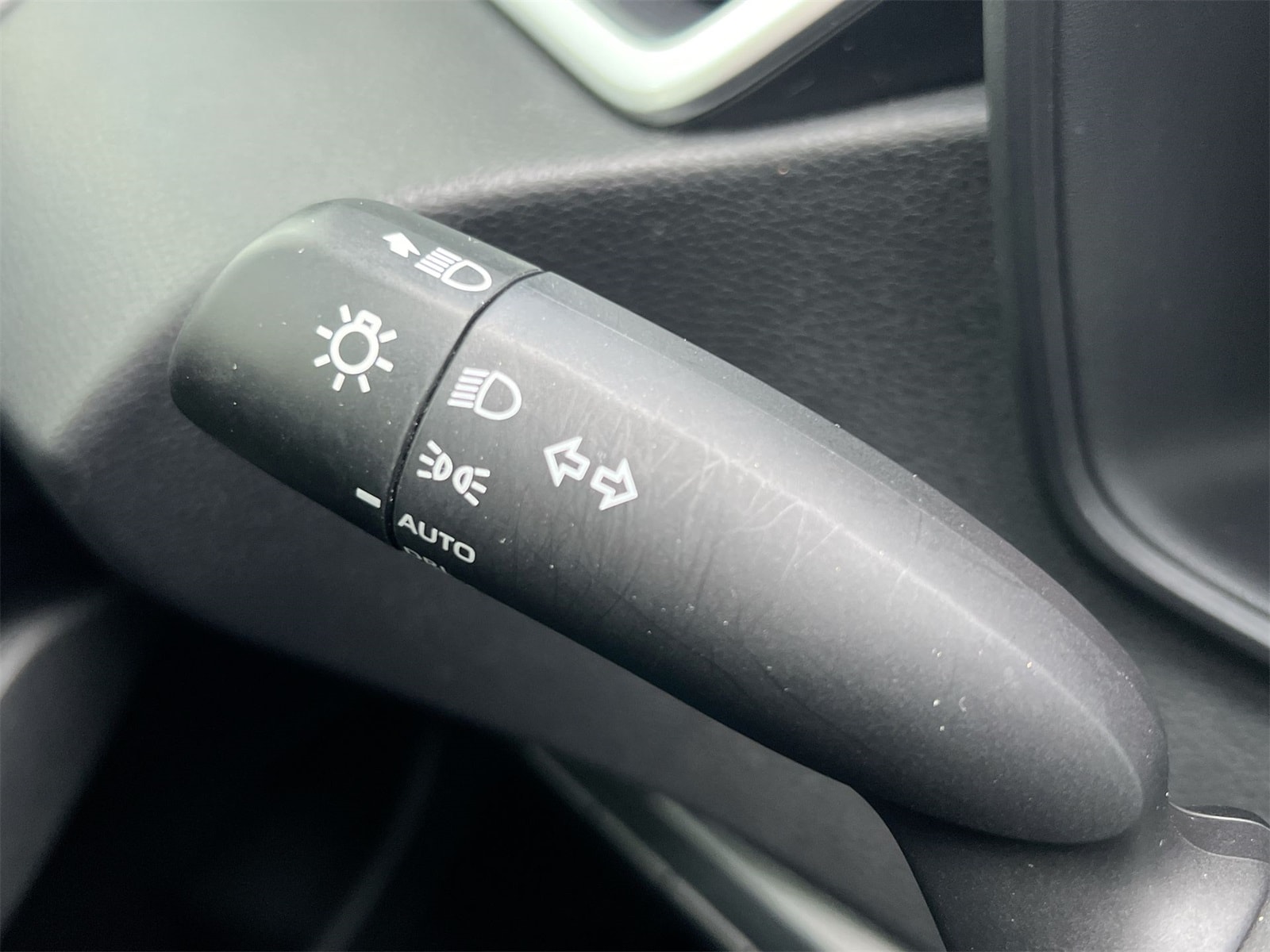 Thumbnail: 2022 Toyota Corolla - 26