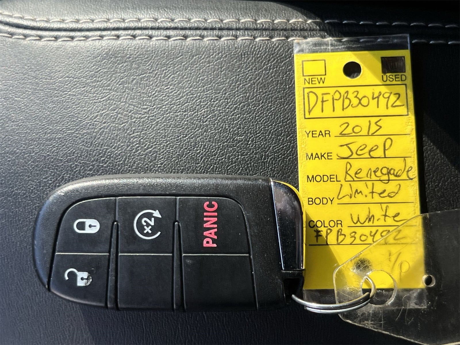 Thumbnail: 2015 Jeep Renegade - 33