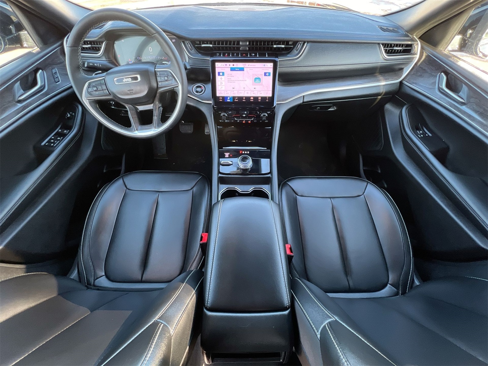 Thumbnail: 2024 Jeep Grand Cherokee - 15