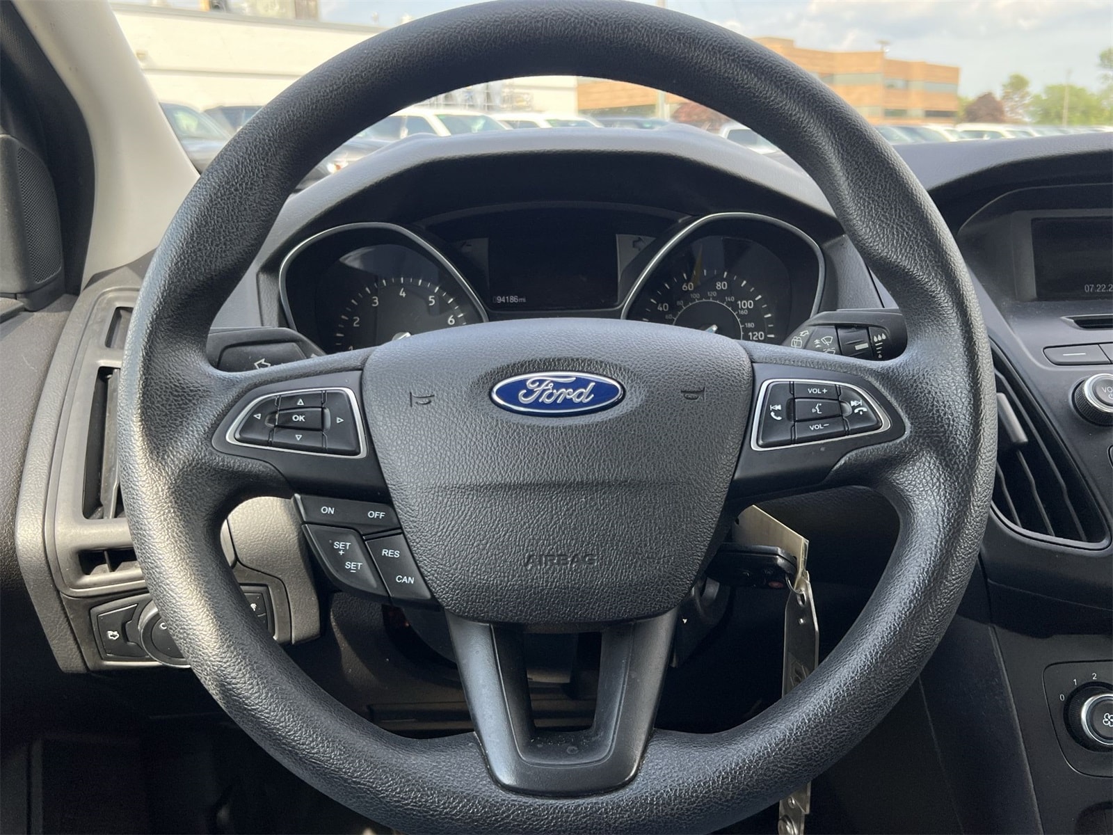 Thumbnail: 2015 Ford Focus - 22