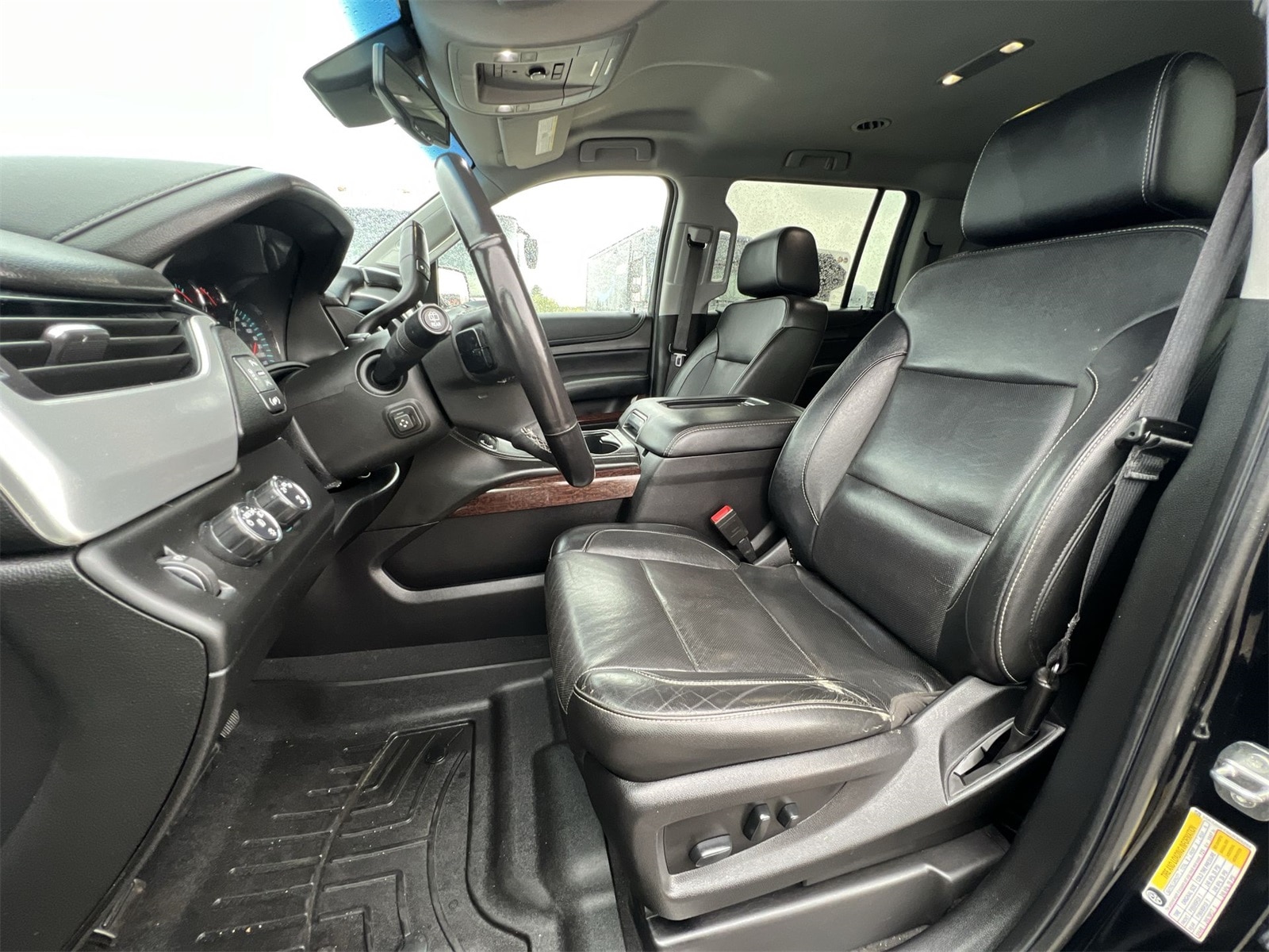 Thumbnail: 2019 GMC Yukon XL - 16