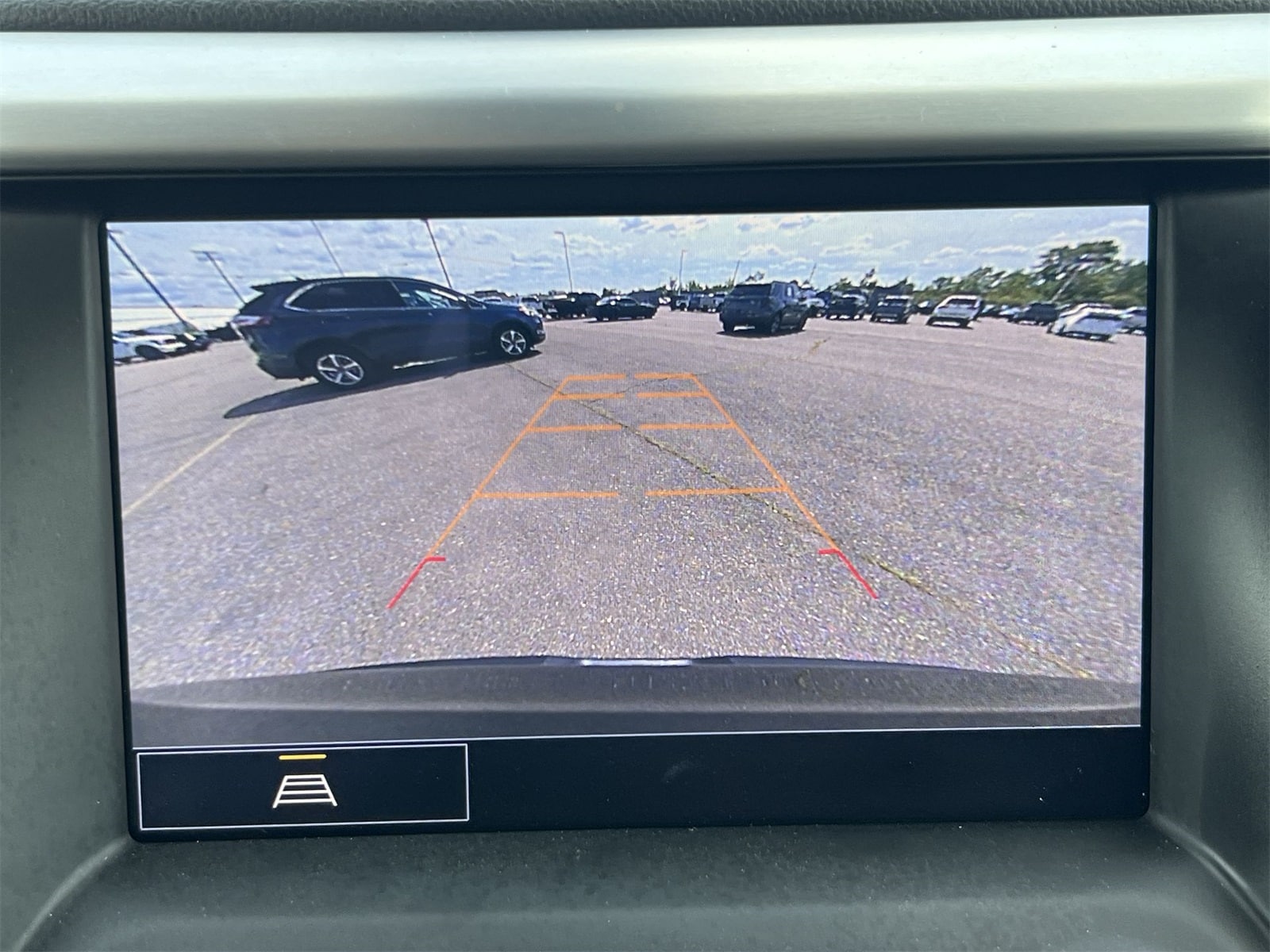 Thumbnail: 2022 GMC Acadia - 28