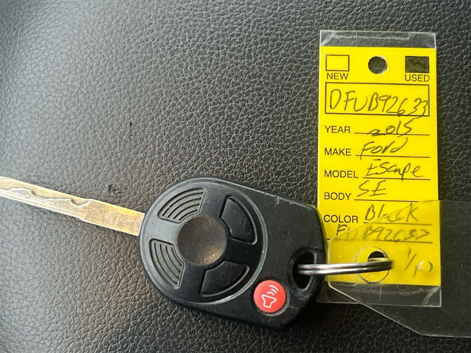 Thumbnail: 2015 Ford Escape - 35