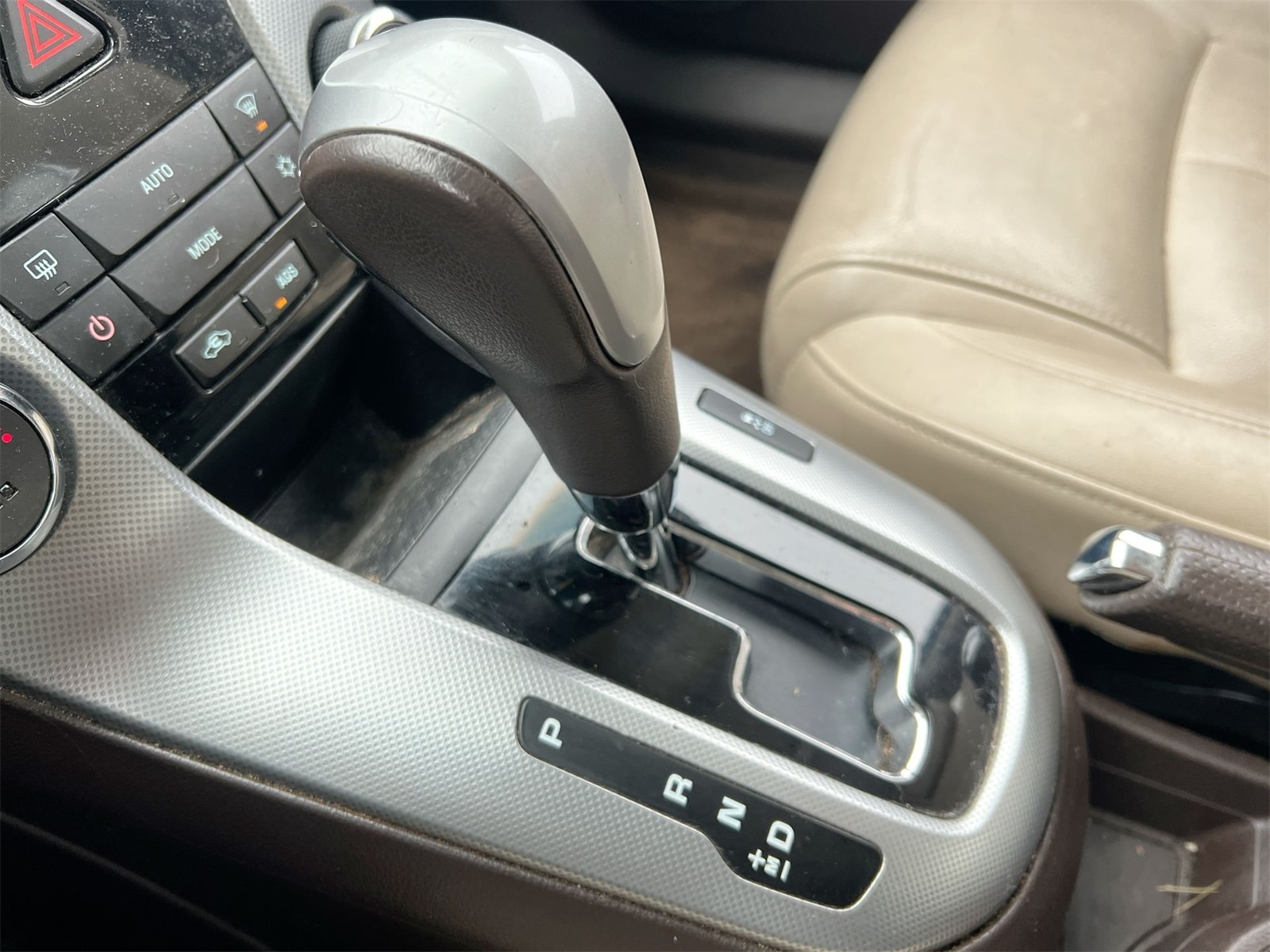 Thumbnail: 2011 Chevrolet Cruze - 31