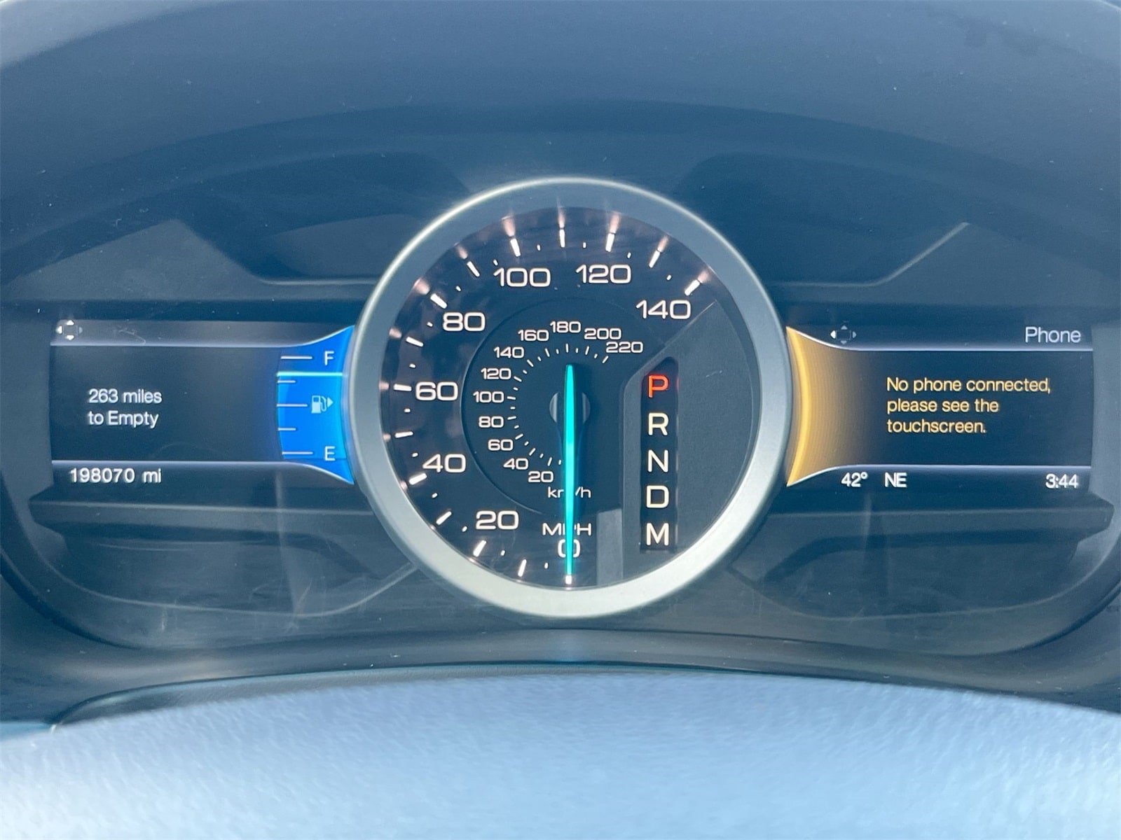 Thumbnail: 2015 Ford Explorer - 32