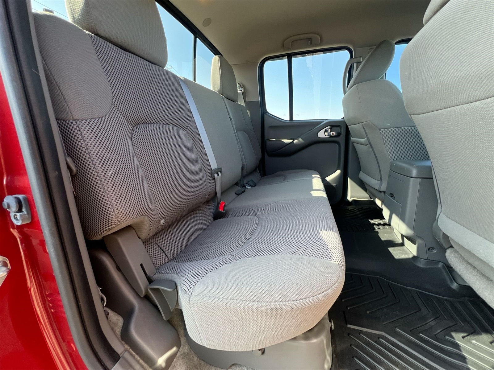 Thumbnail: 2018 Nissan Frontier - 20