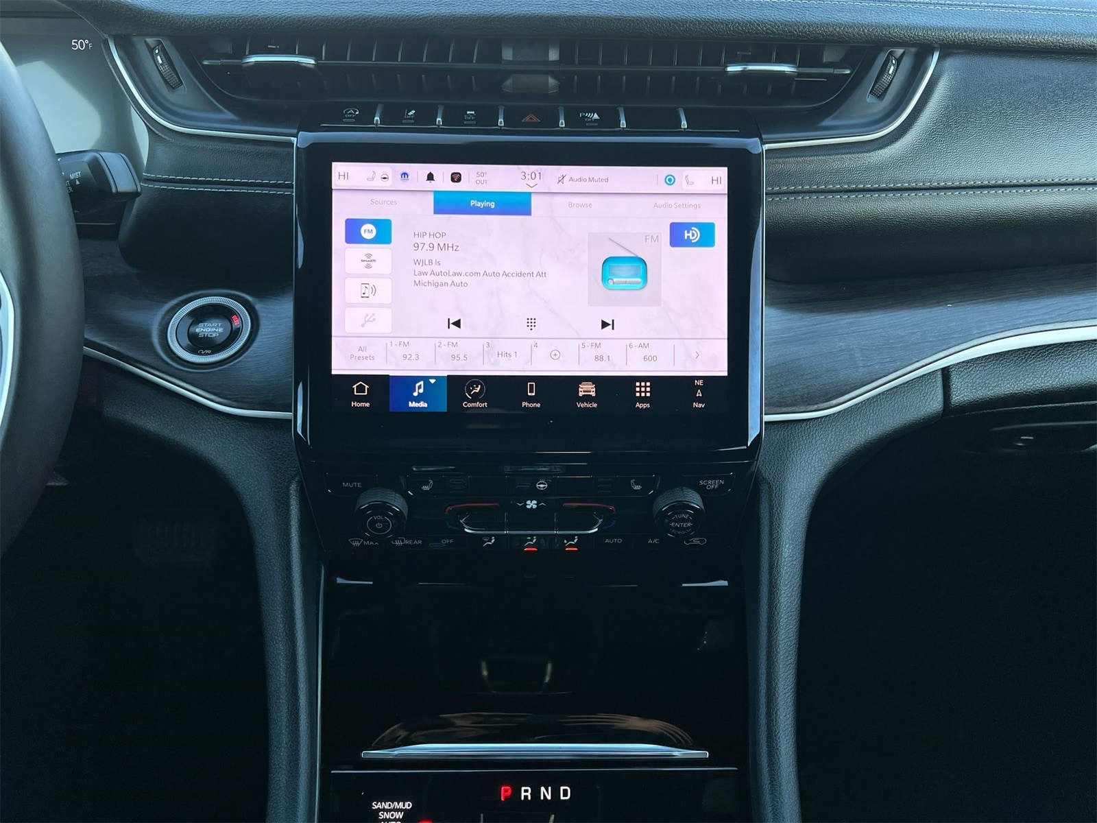 Thumbnail: 2024 Jeep Grand Cherokee - 27