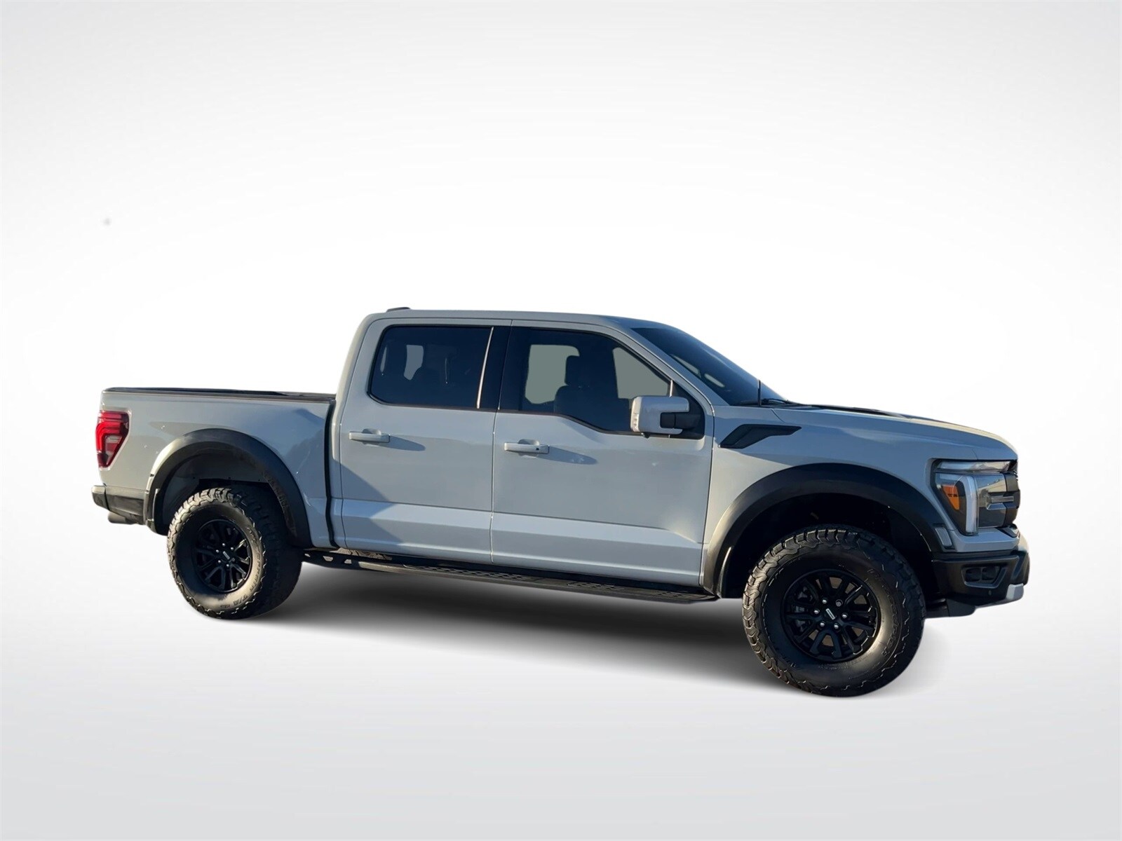 2024 Ford F-150 Raptor photo 2