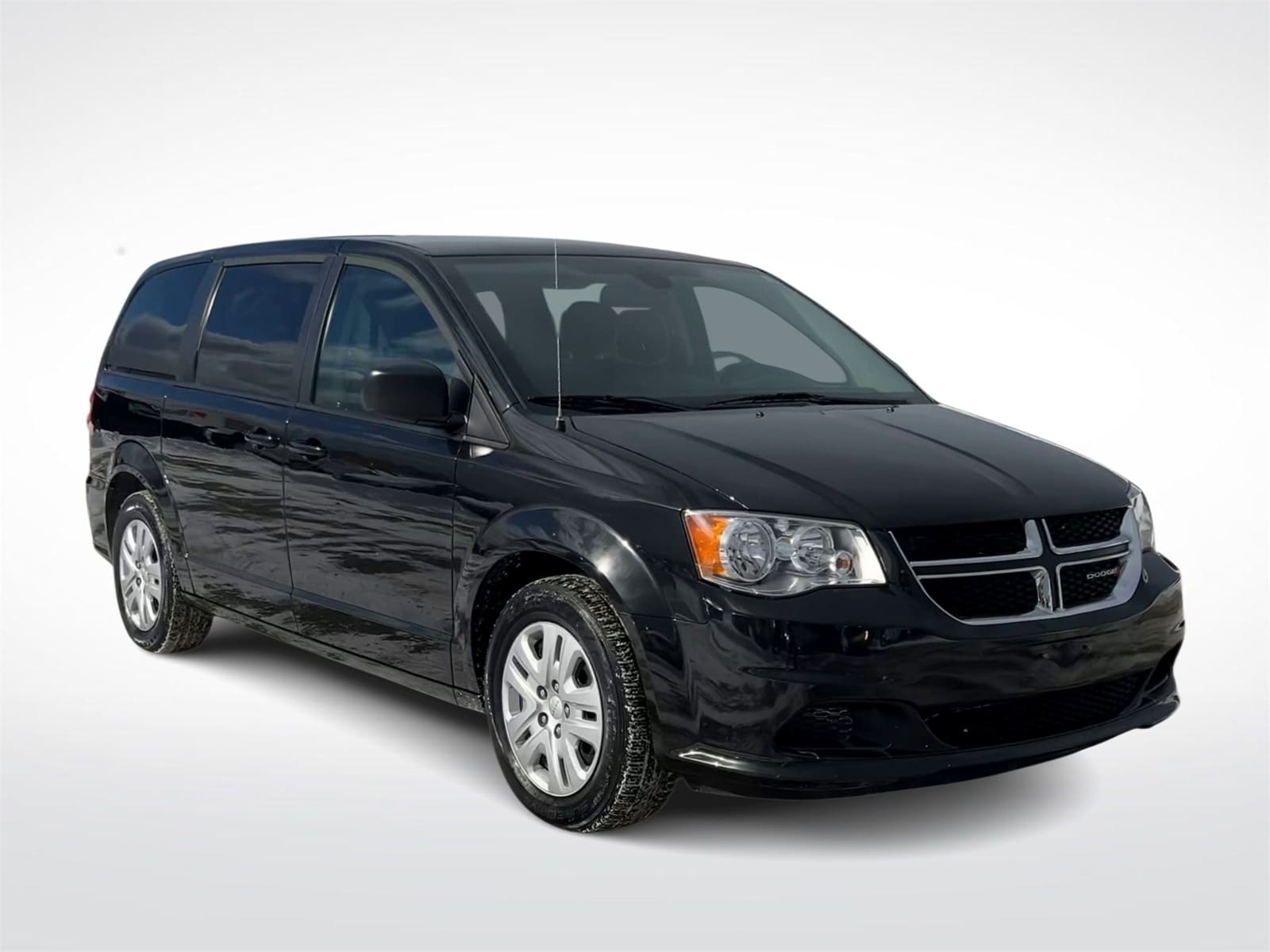 Thumbnail: 2018 Dodge Grand Caravan - 3