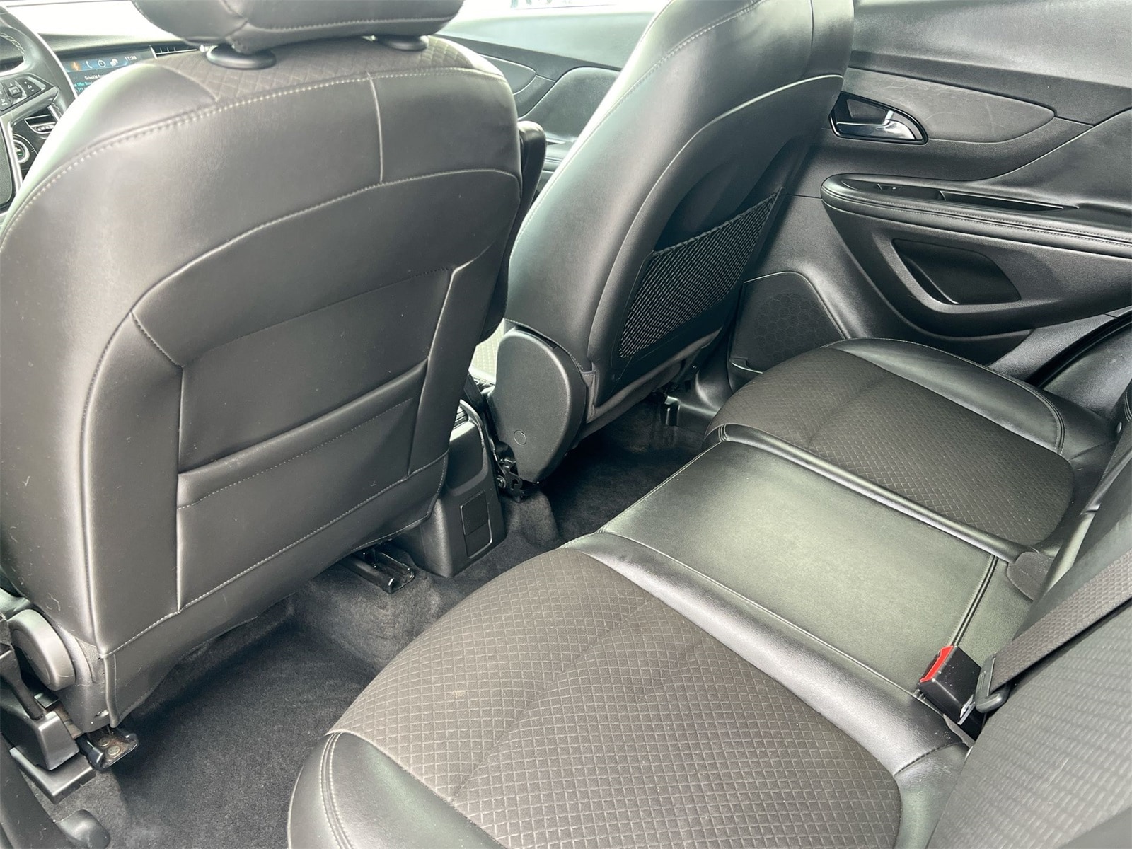 Thumbnail: 2018 Buick Encore - 18