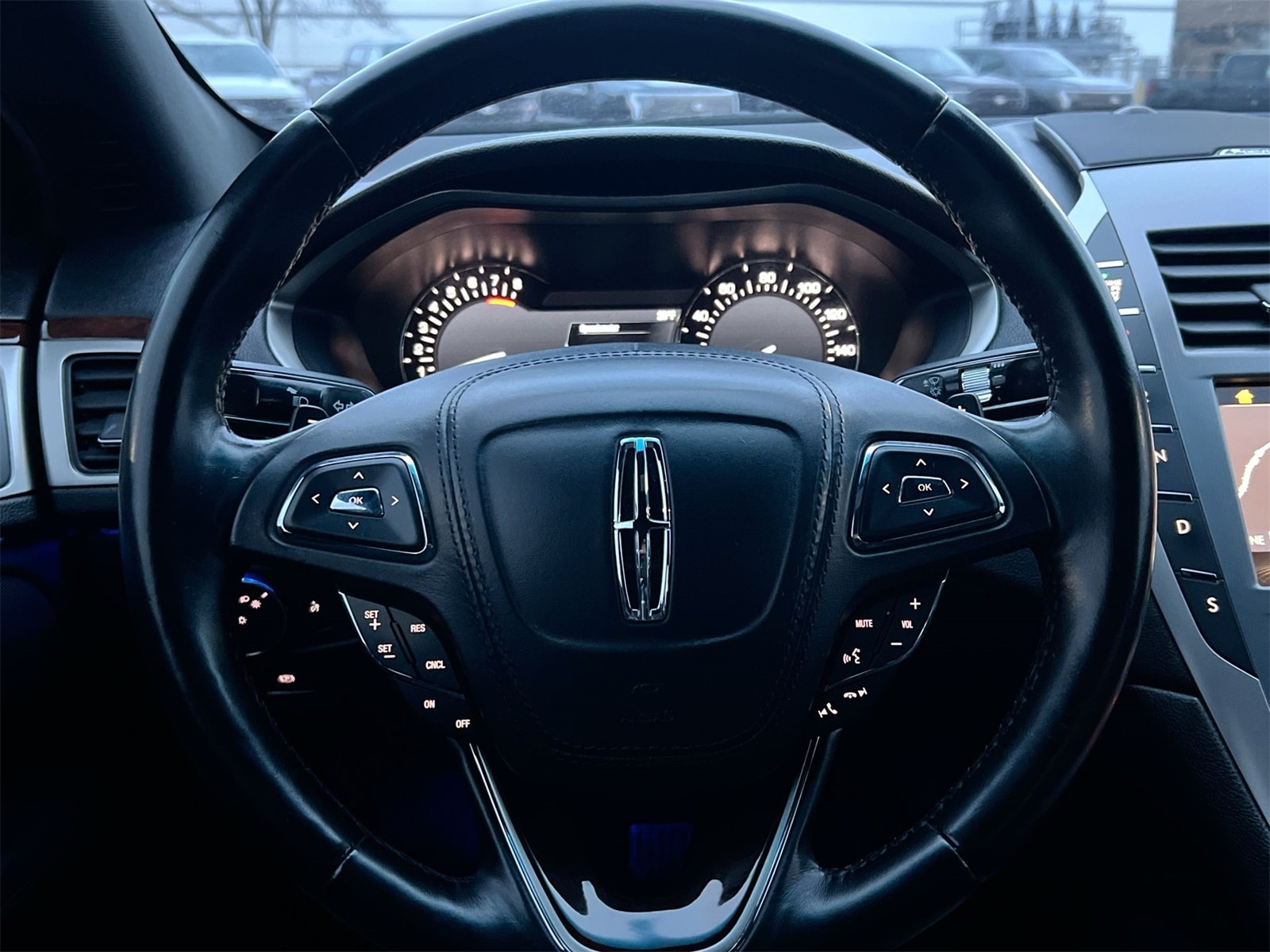 Thumbnail: 2018 Lincoln MKZ - 22