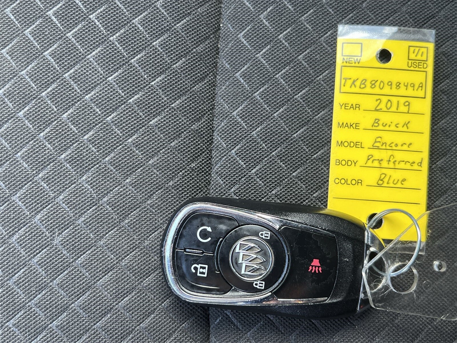 Thumbnail: 2019 Buick Encore - 34
