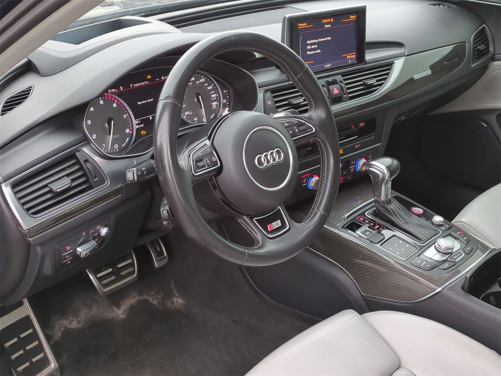 Thumbnail: 2014 Audi S6 - 10