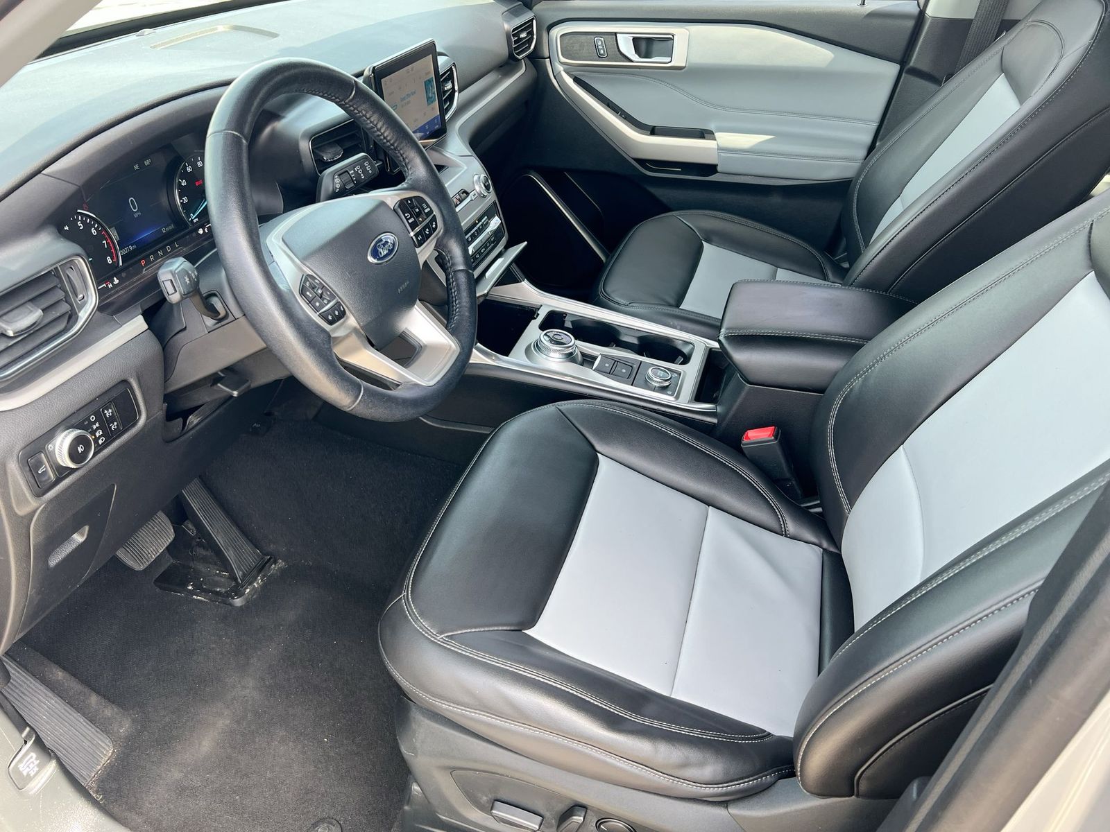 Thumbnail: 2023 Ford Explorer - 10