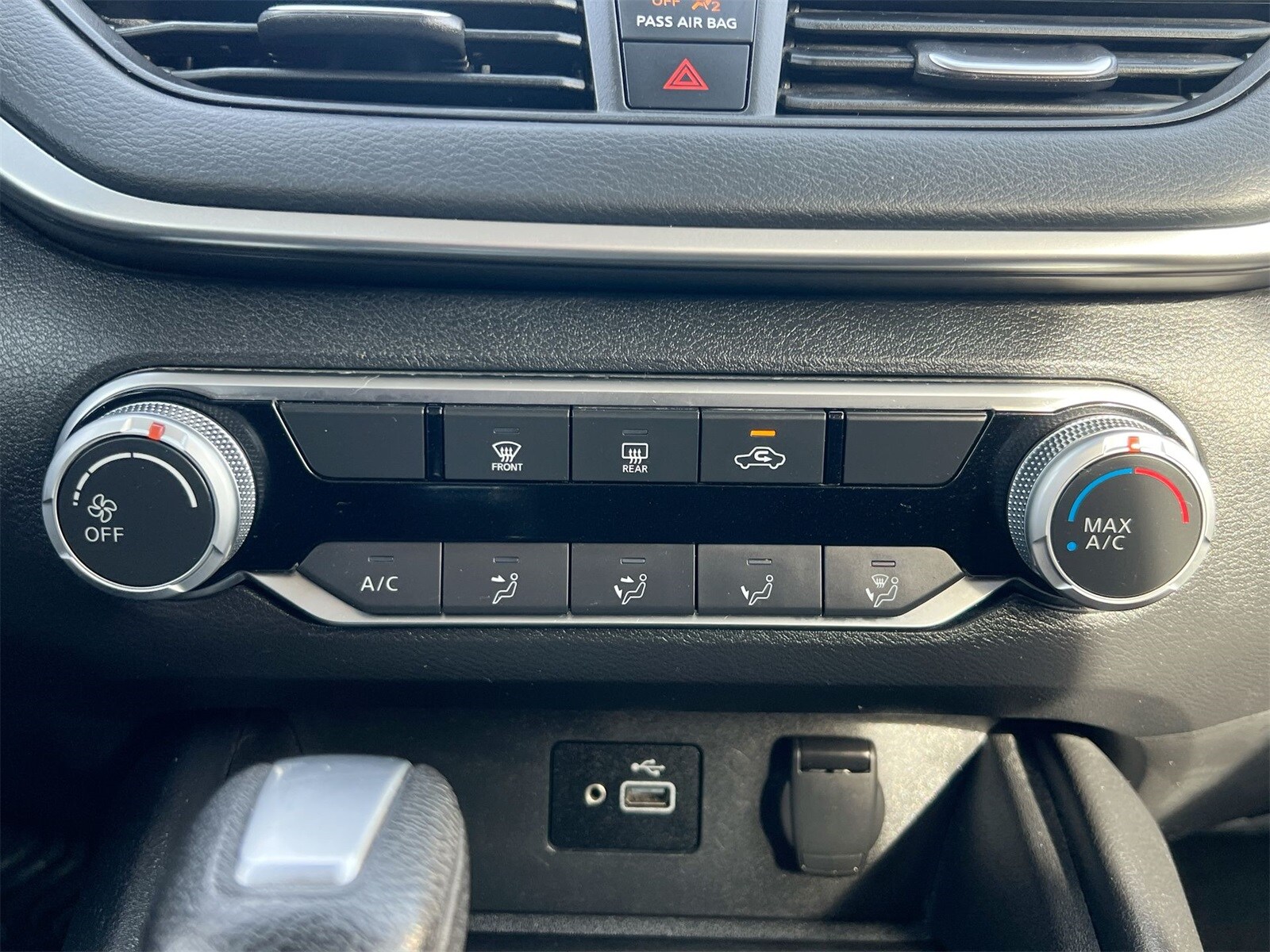 Thumbnail: 2023 Nissan Altima - 28