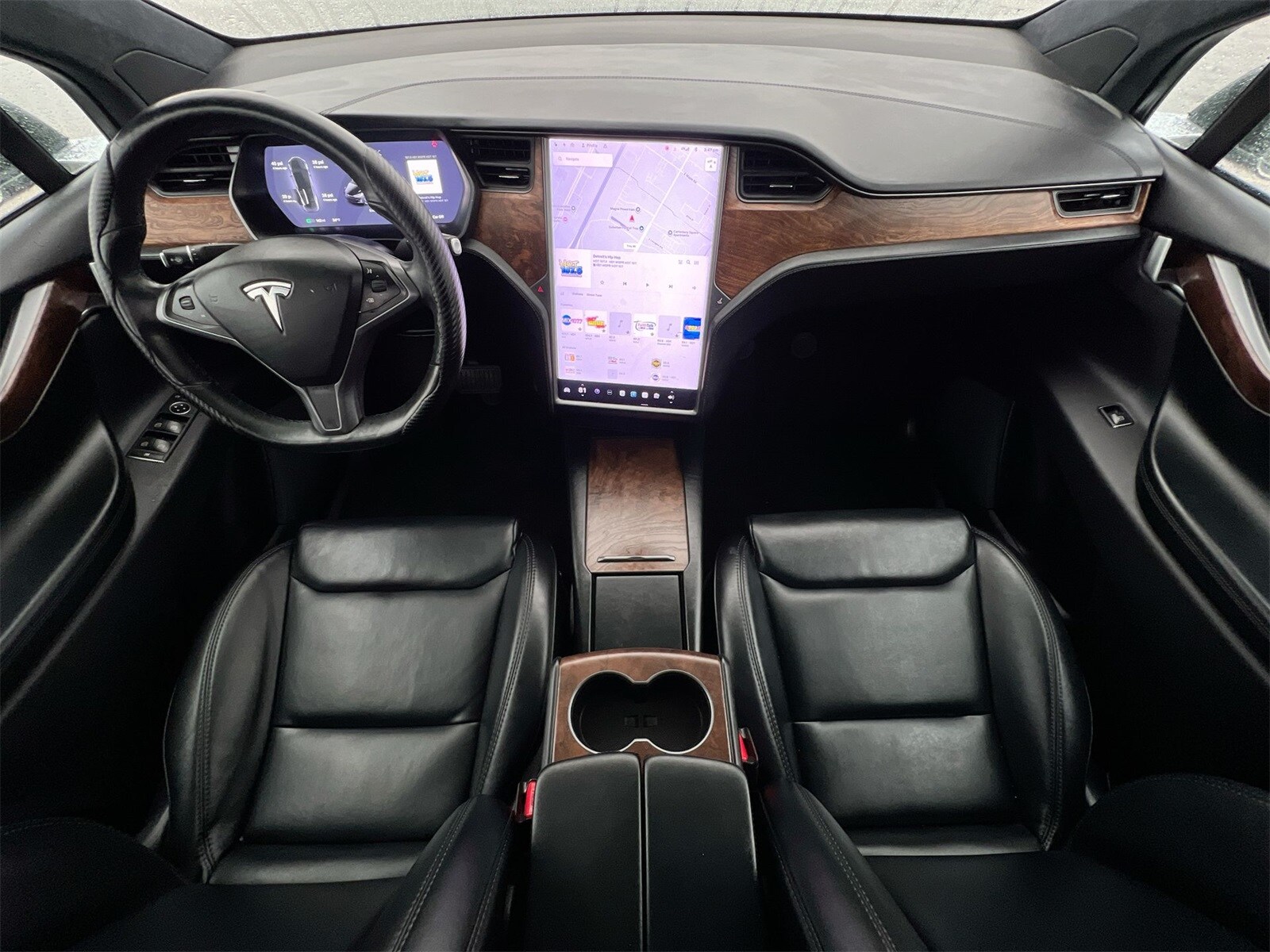 Thumbnail: 2021 Tesla Model X - 15