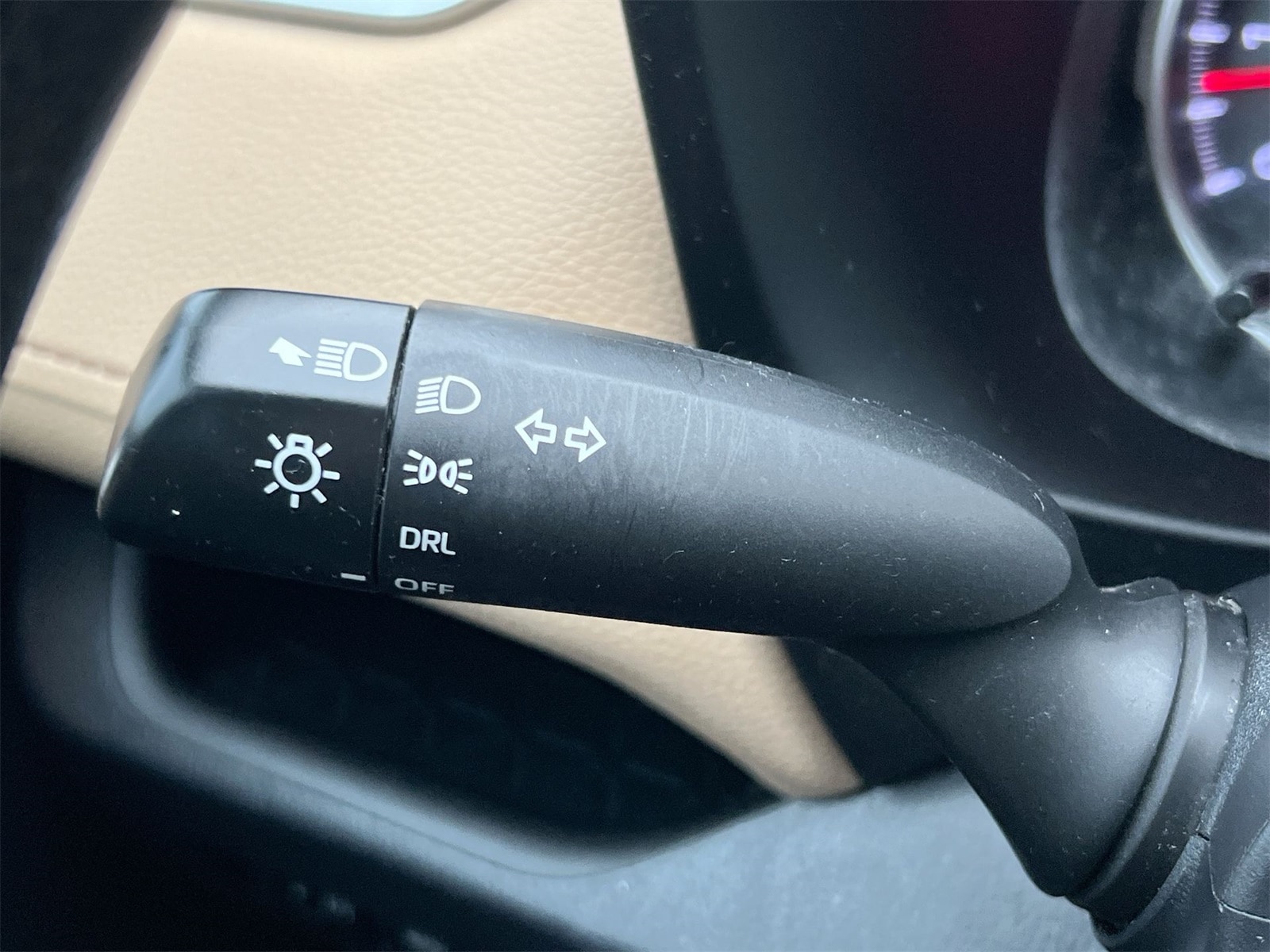 Thumbnail: 2022 Toyota RAV4 - 27