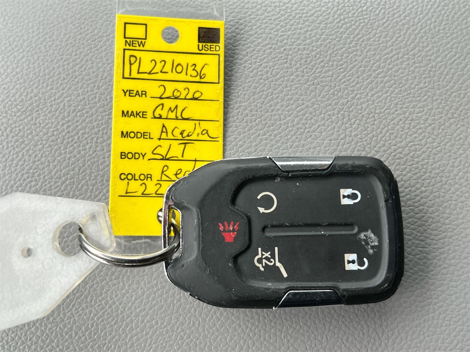 Thumbnail: 2020 GMC Acadia - 35