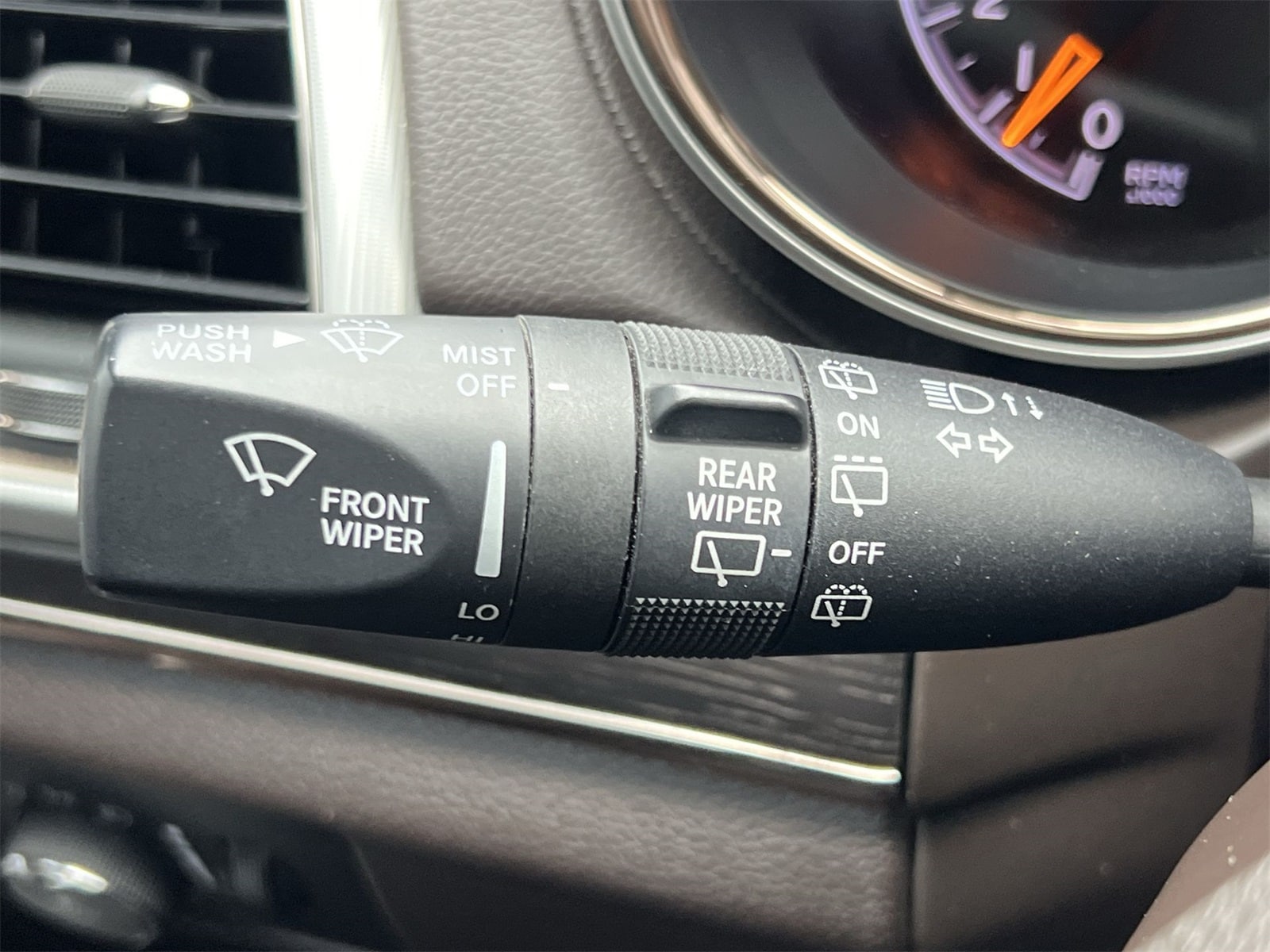 Thumbnail: 2018 Jeep Grand Cherokee - 26