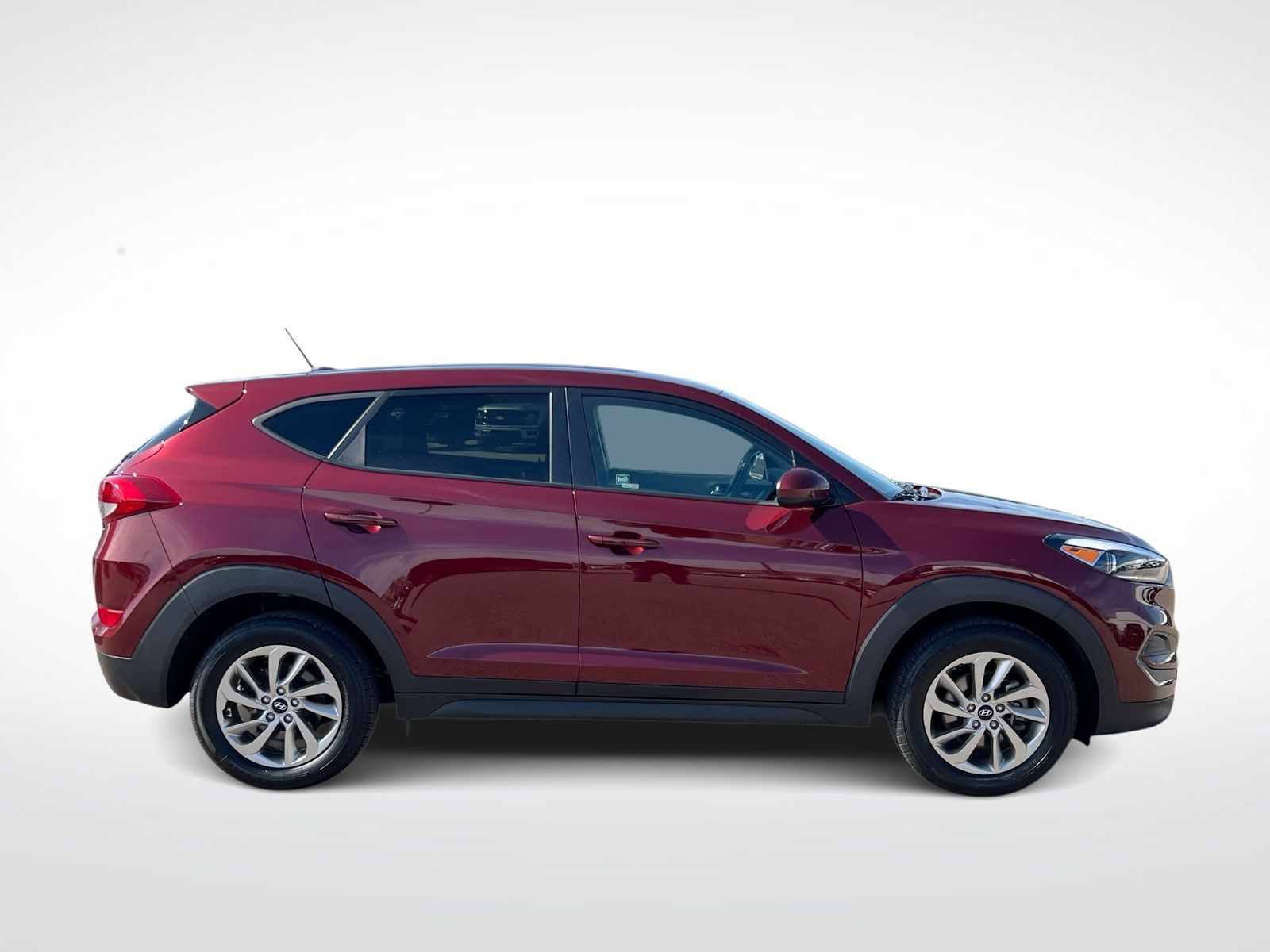 Thumbnail: 2017 Hyundai Tucson - 9