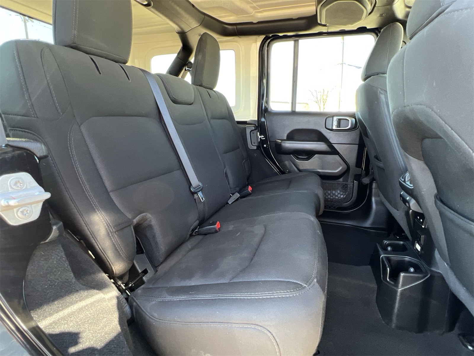 Thumbnail: 2020 Jeep Wrangler - 21