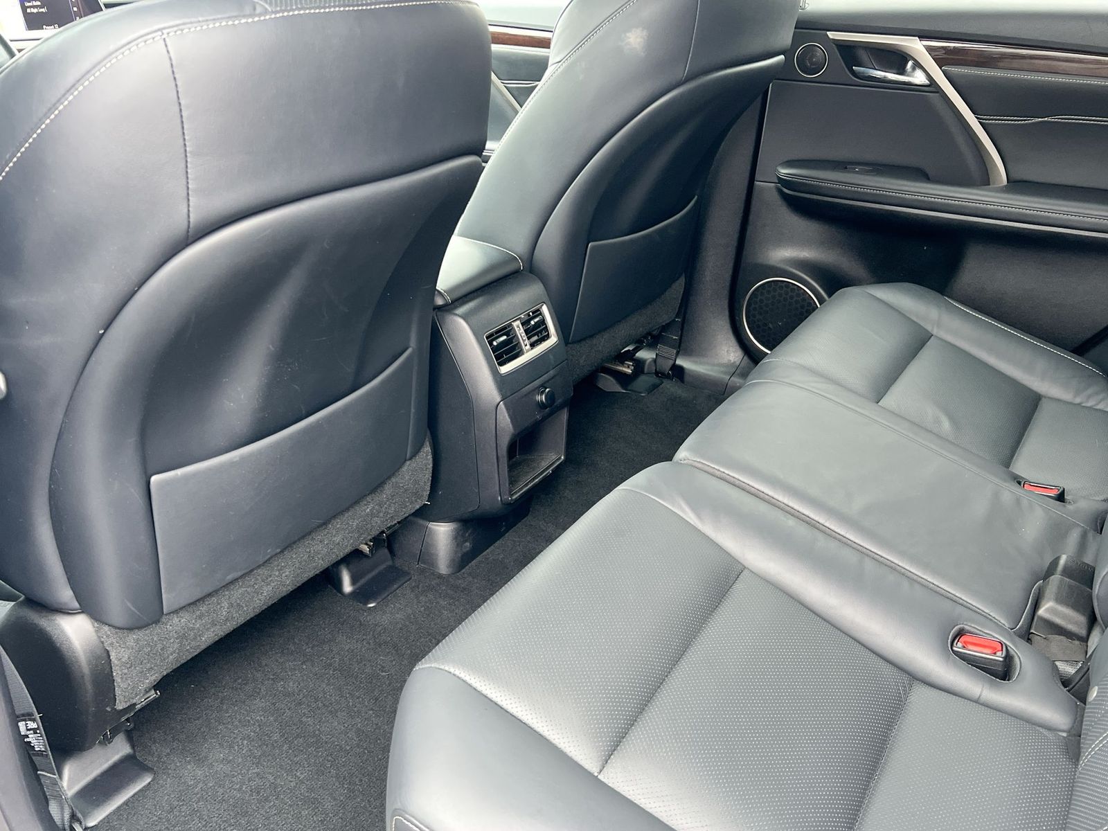 Thumbnail: 2019 Lexus RX - 18