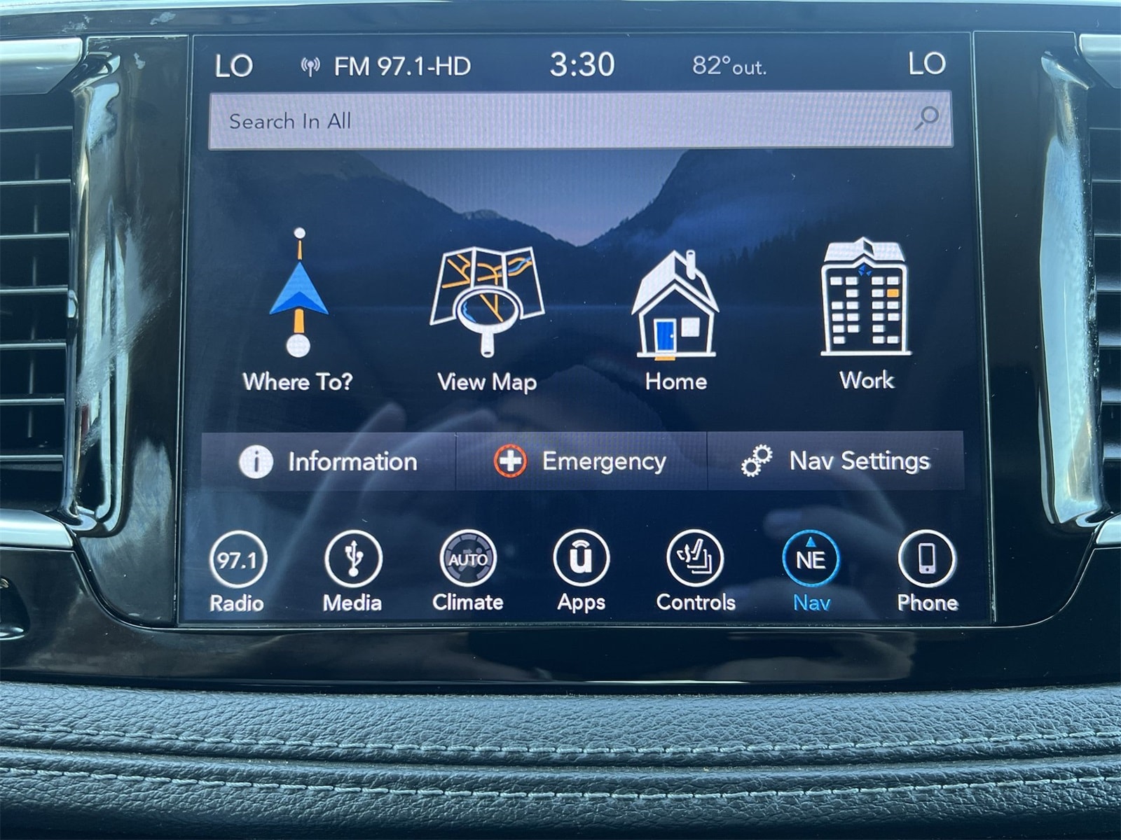 Thumbnail: 2019 Chrysler Pacifica - 29