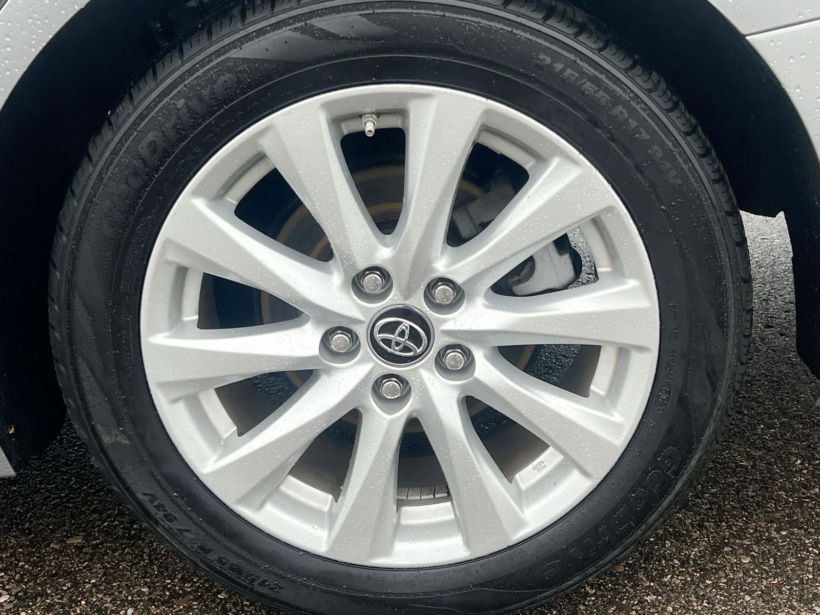 Thumbnail: 2019 Toyota Camry - 14