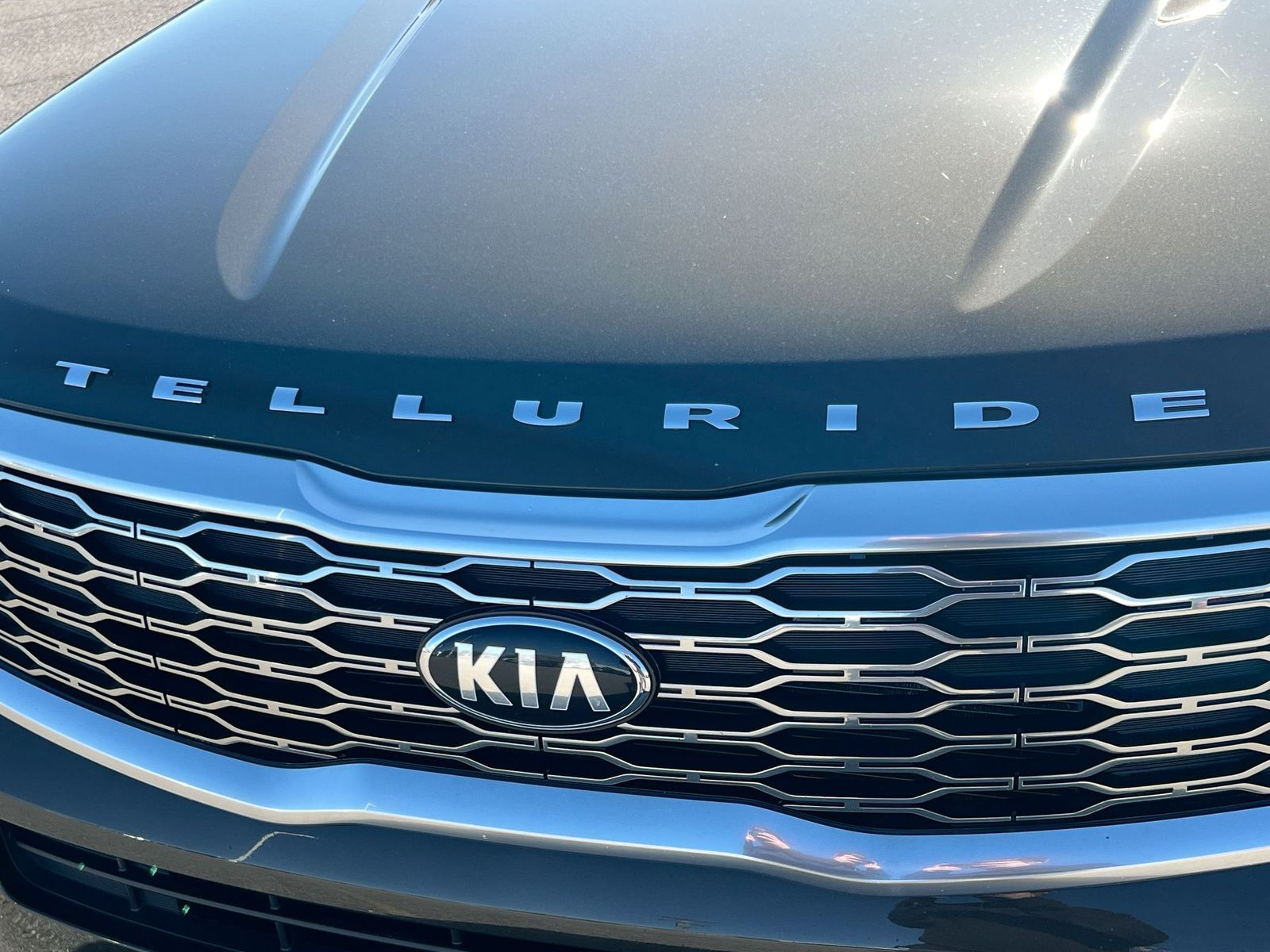 Thumbnail: 2020 Kia Telluride - 13