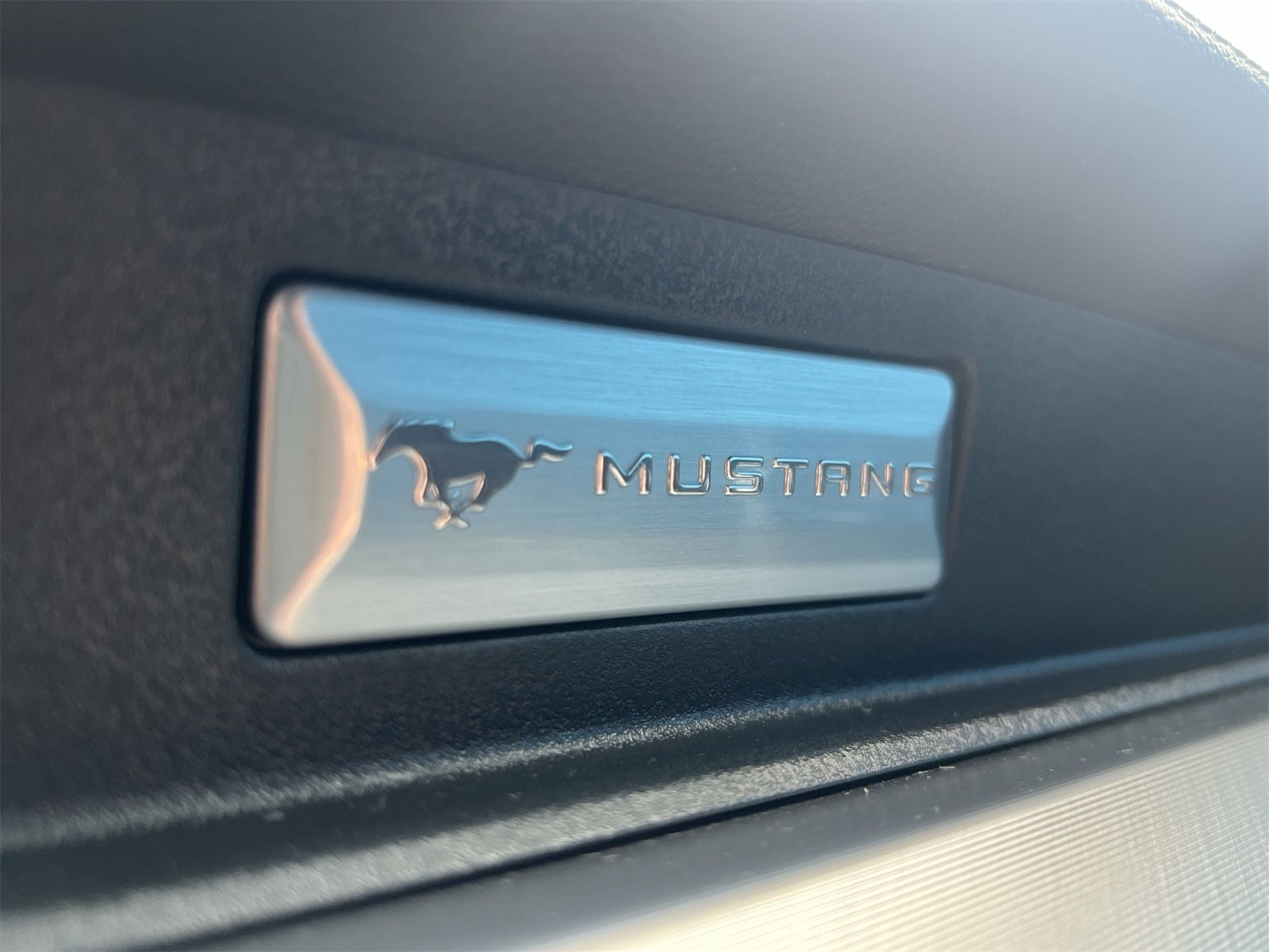 Thumbnail: 2018 Ford Mustang - 19