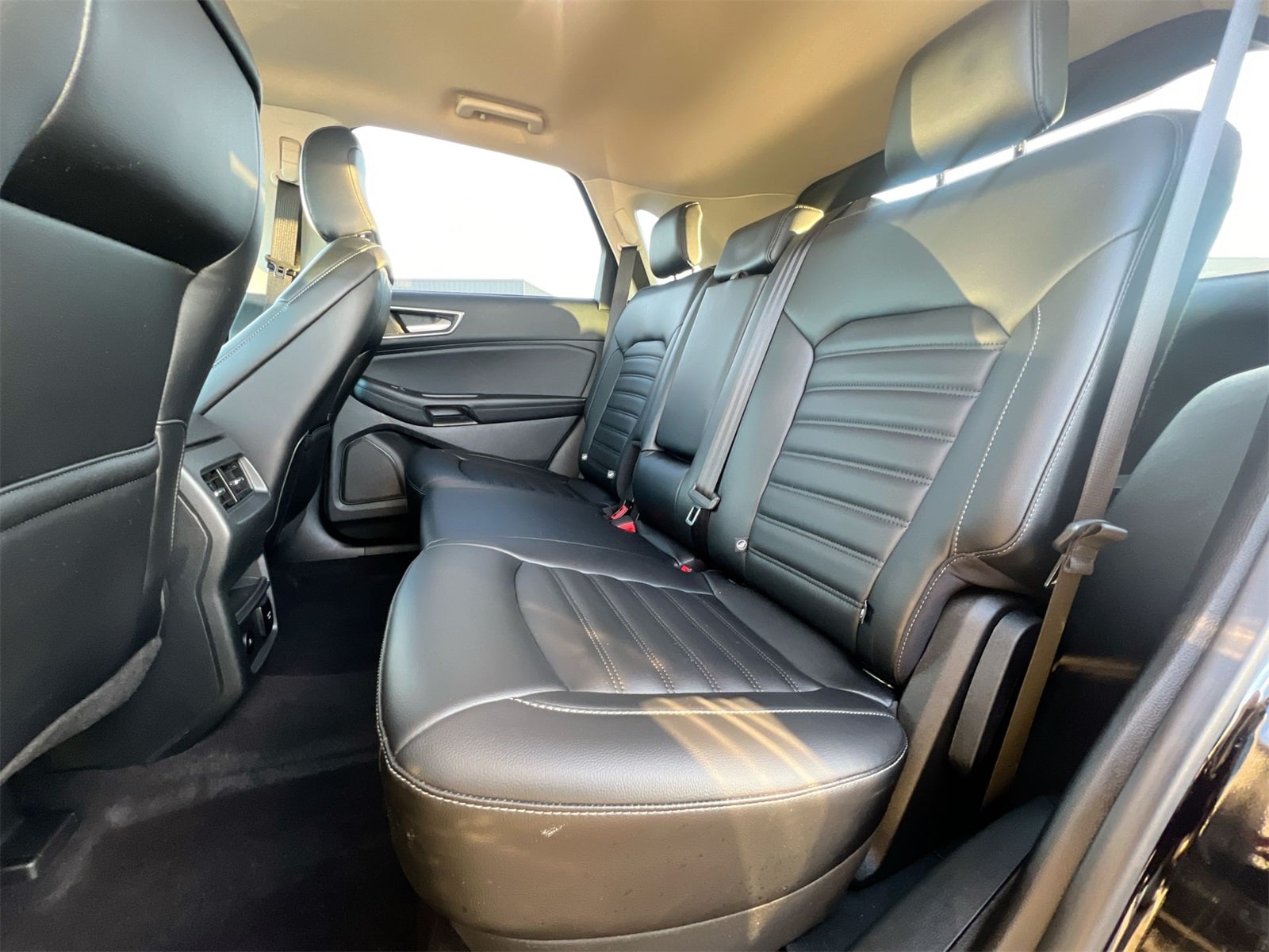 Thumbnail: 2023 Ford Edge - 19