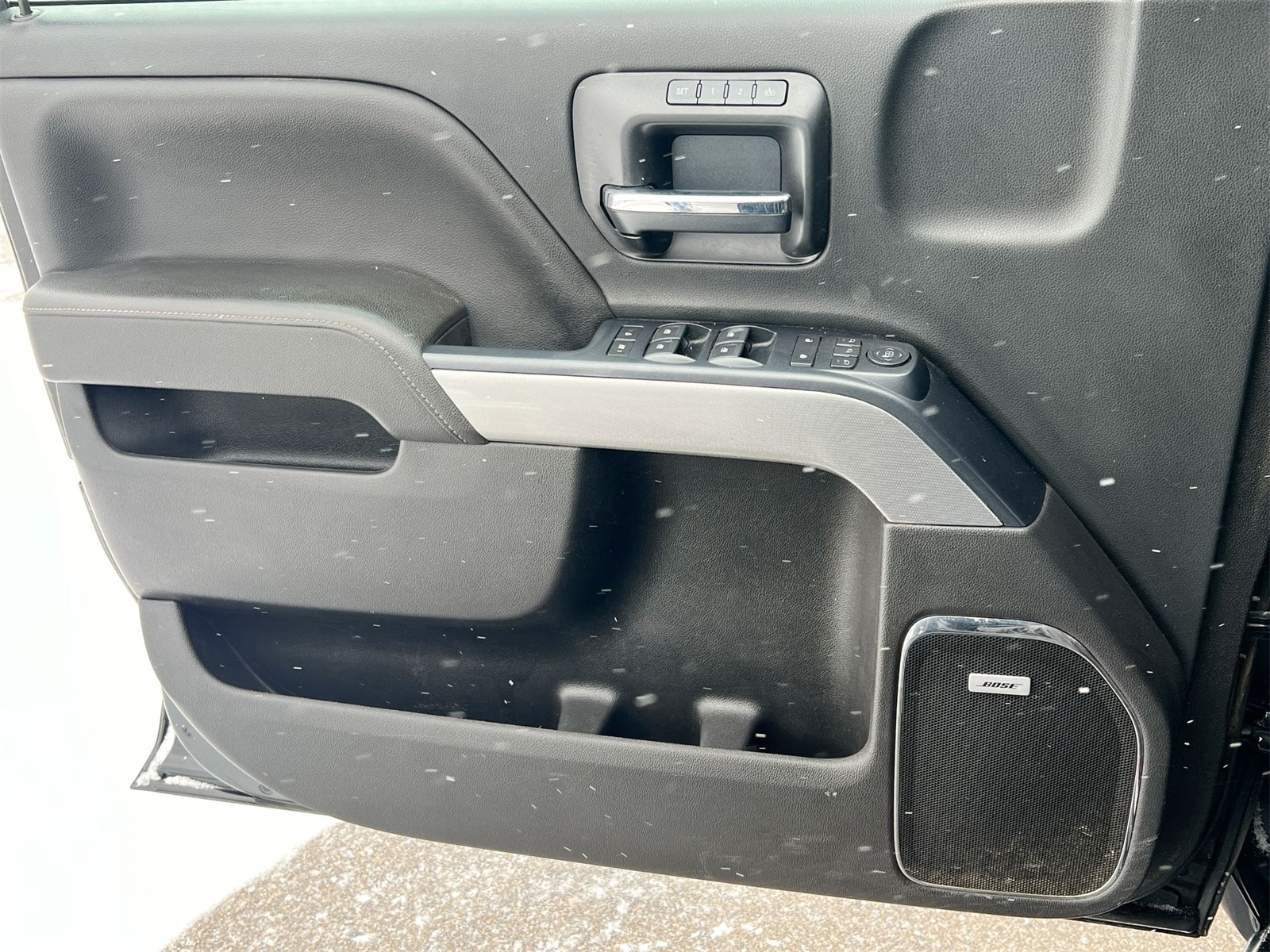 Thumbnail: 2018 Chevrolet Silverado 2500 - 30