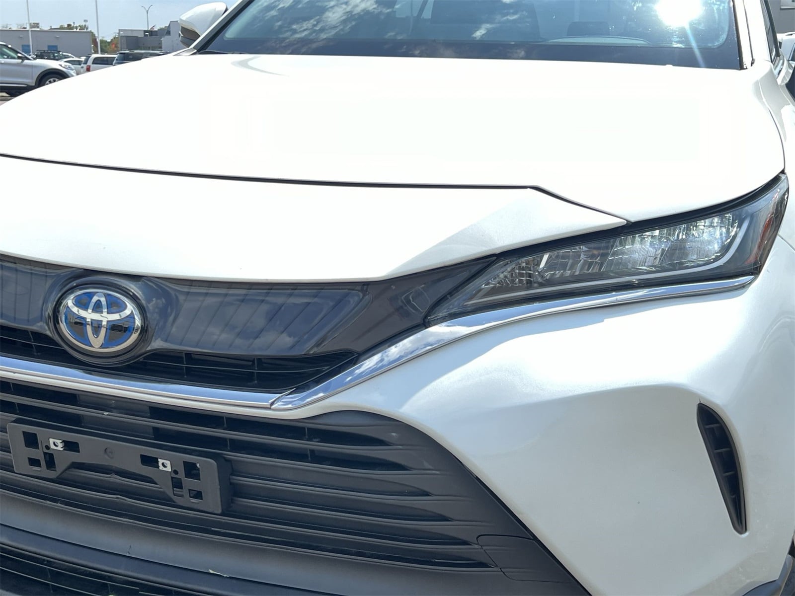 Thumbnail: 2021 Toyota Venza - 11