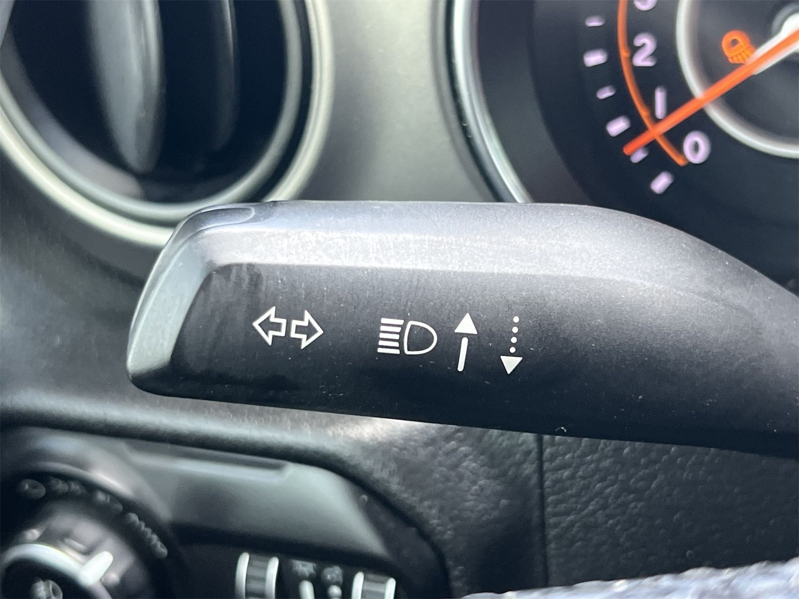 Thumbnail: 2020 Jeep Gladiator - 27