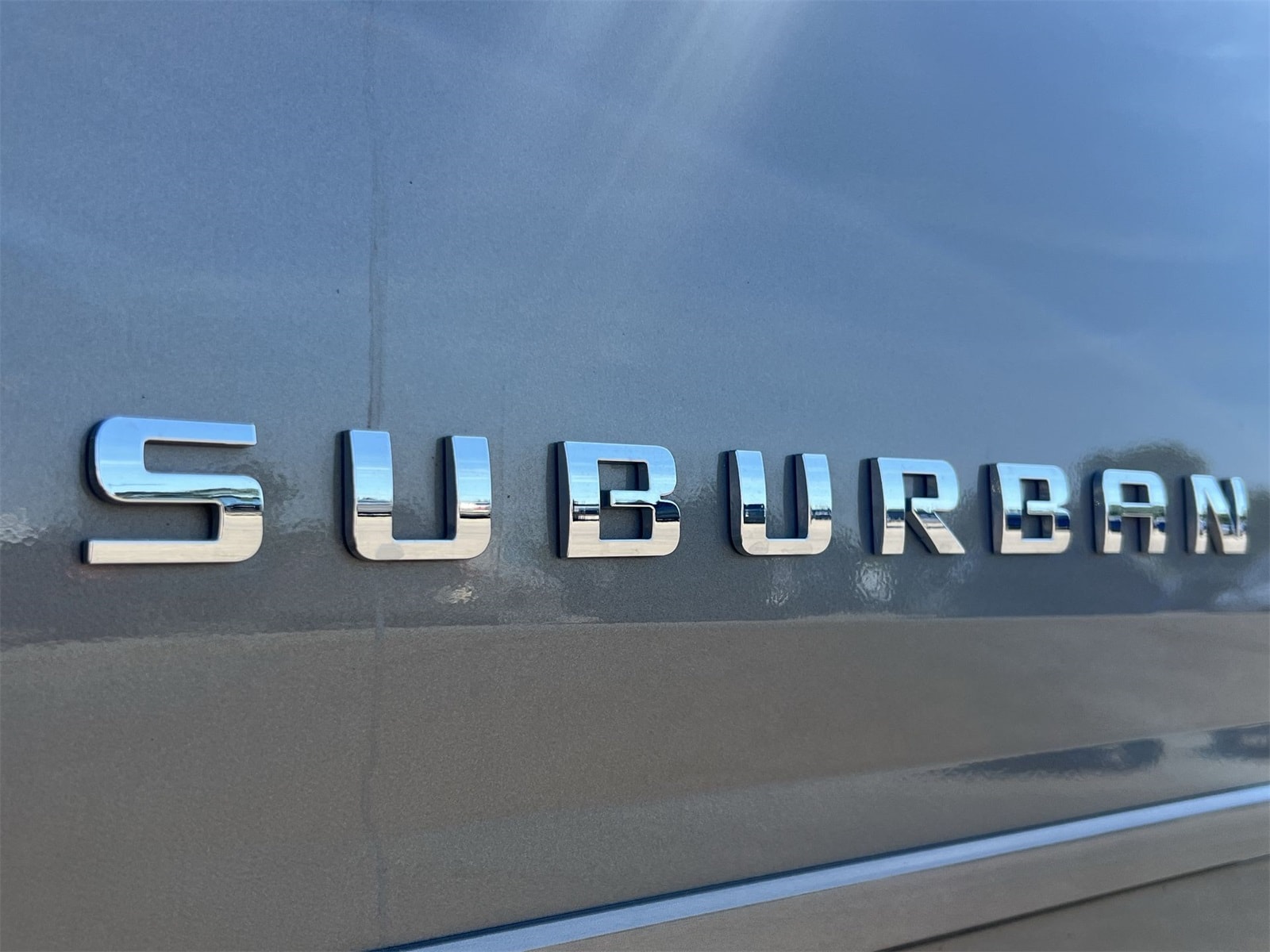 Thumbnail: 2019 Chevrolet Suburban - 13