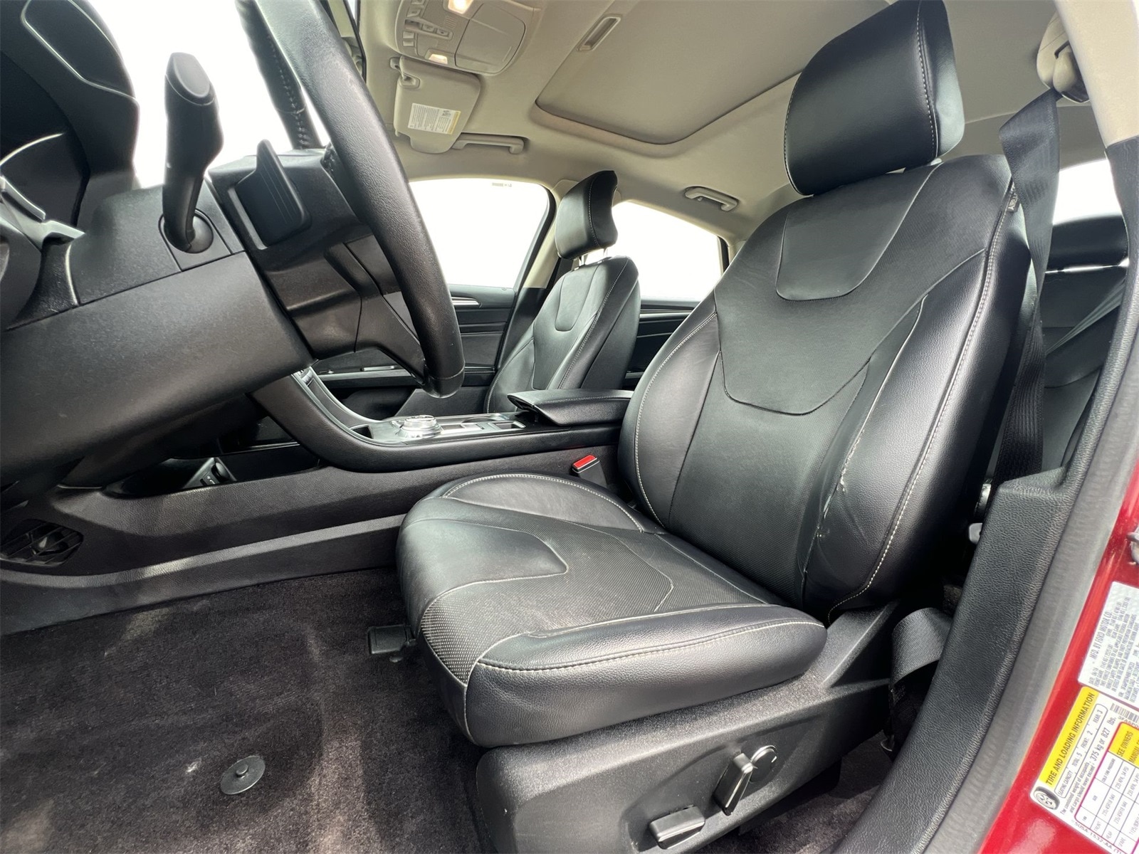 2017 Ford Fusion Titanium 17