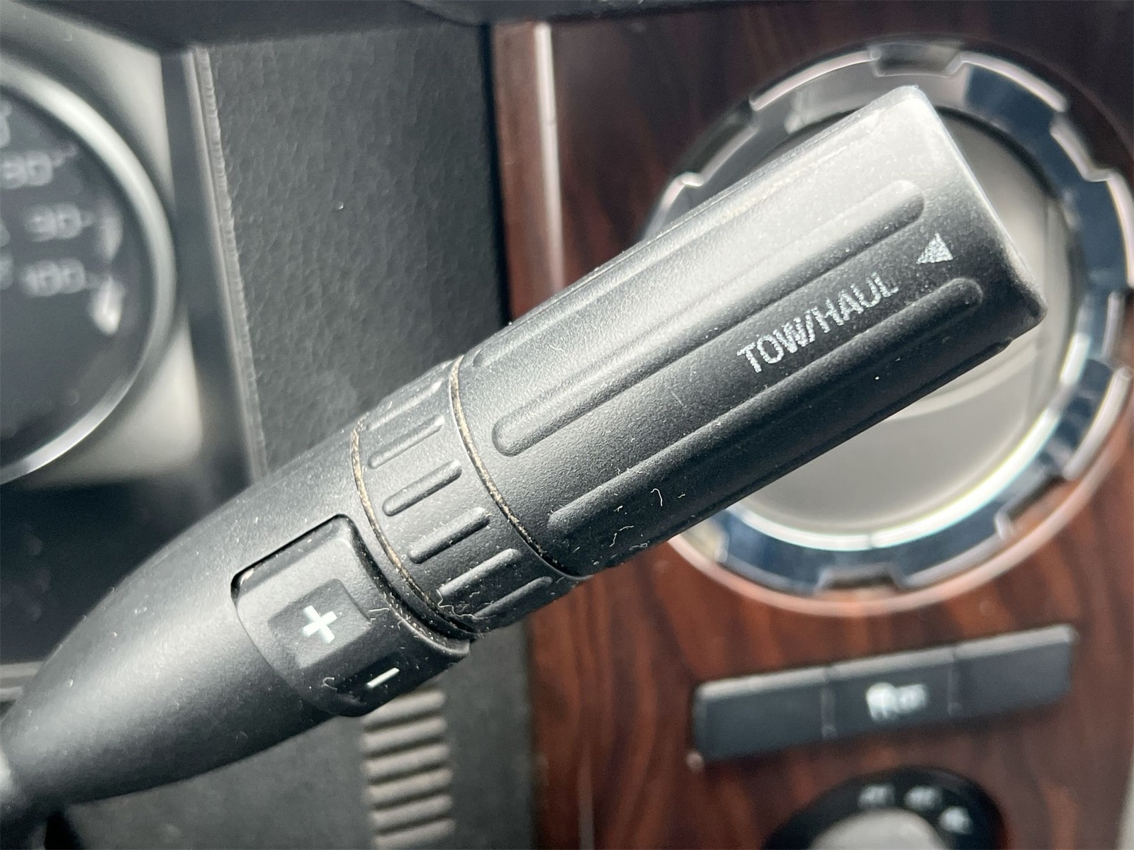 Thumbnail: 2016 Ford F-350 - 31