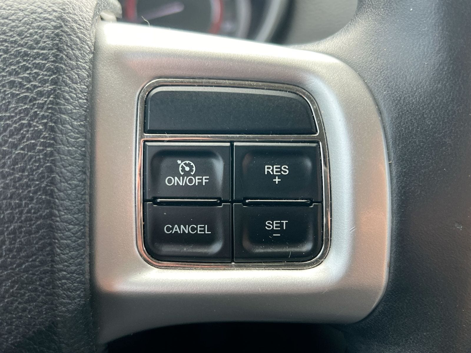 Thumbnail: 2013 Dodge Journey - 24